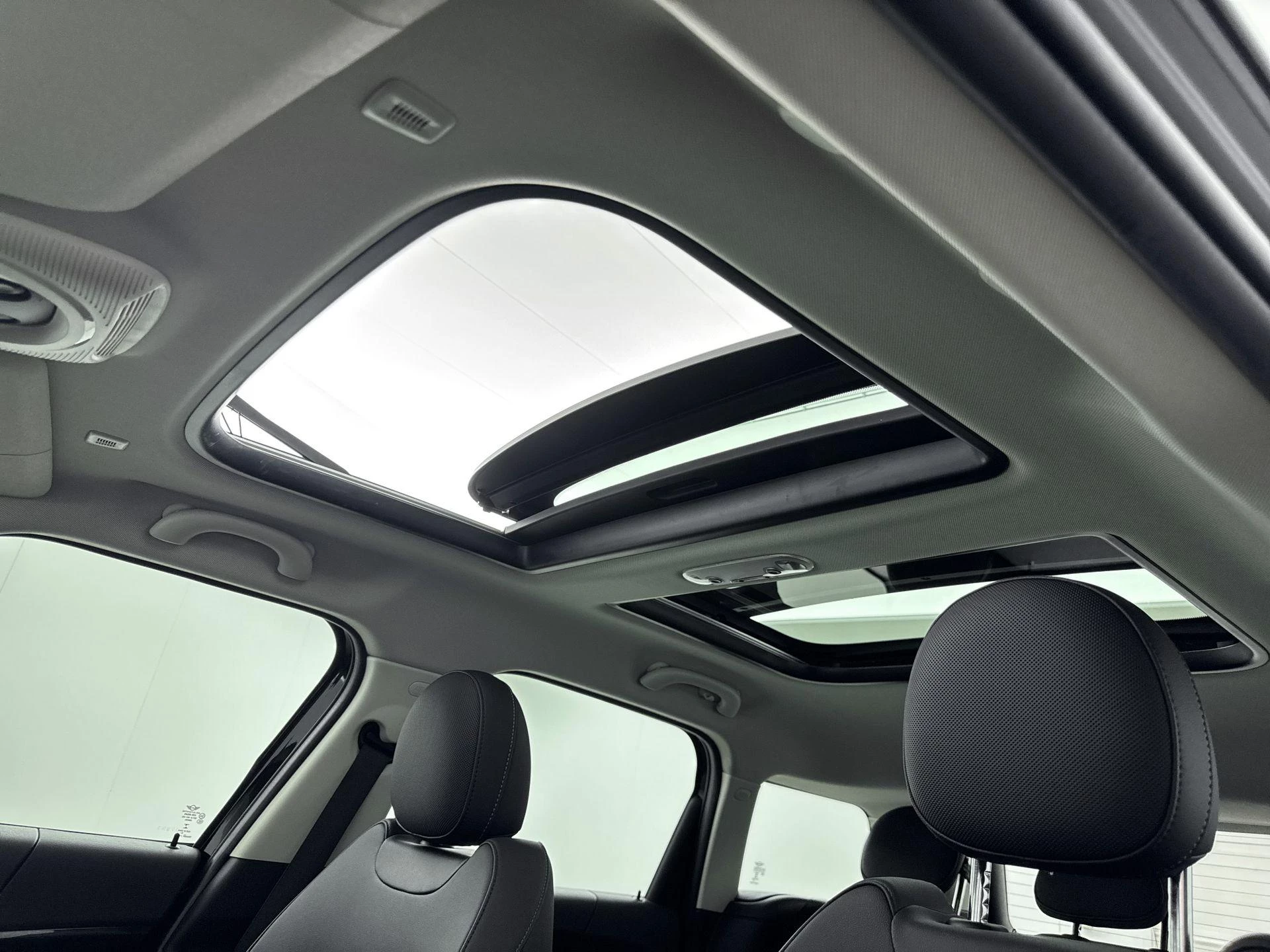MINI-Countryman-image-19