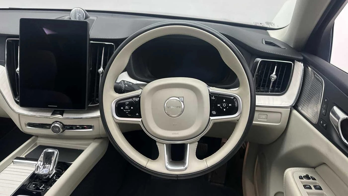 Volvo-XC60-image-11