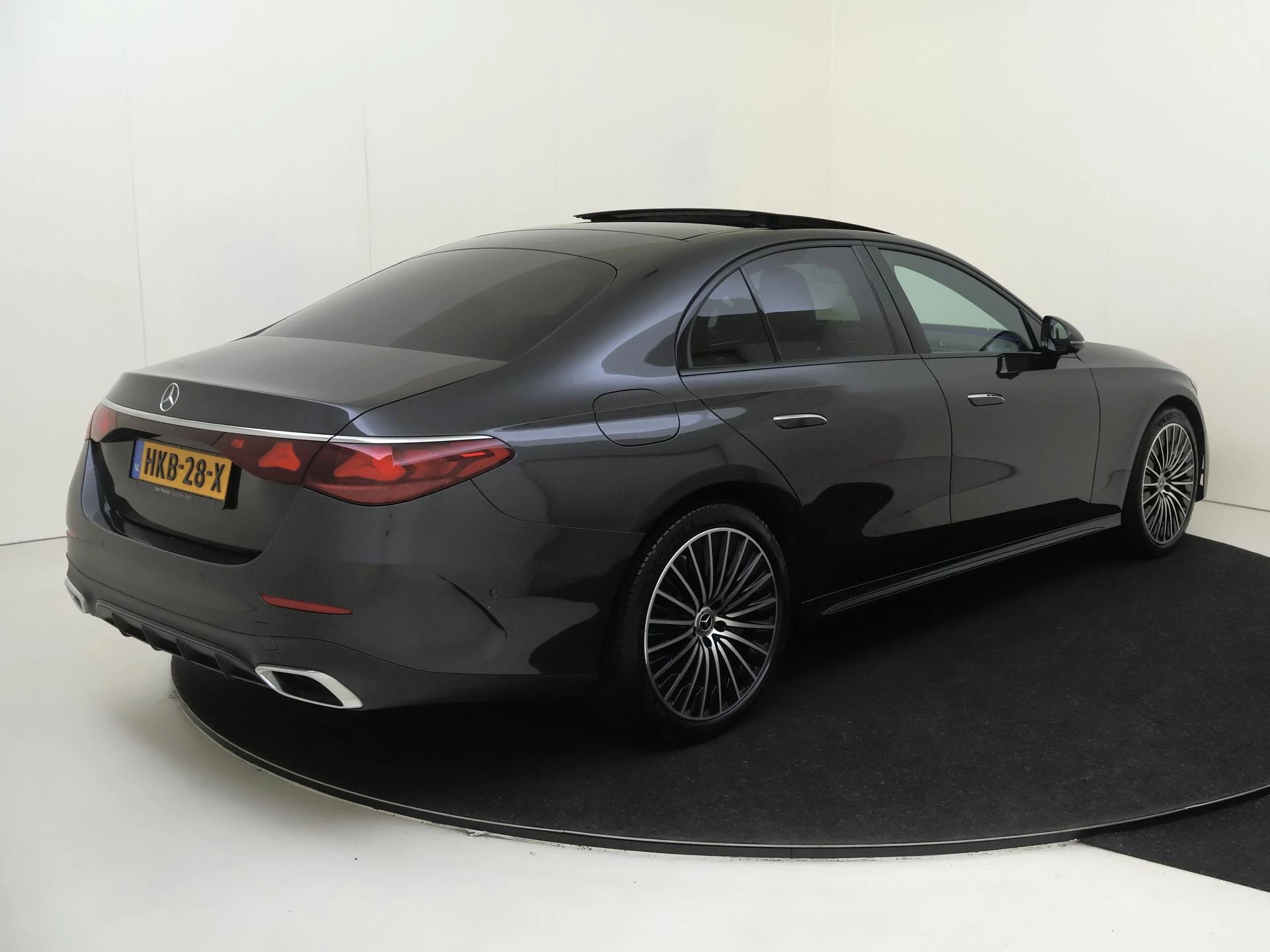 Mercedes-Benz E-Klasse 300 e Sport Edition