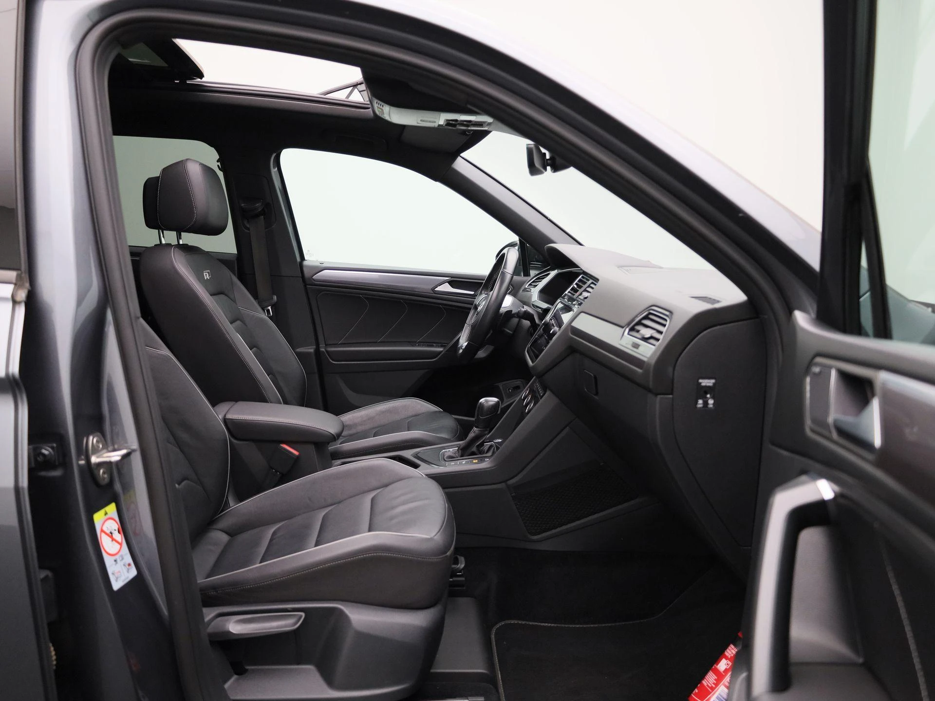 Volkswagen-Tiguan Allspace-image-40