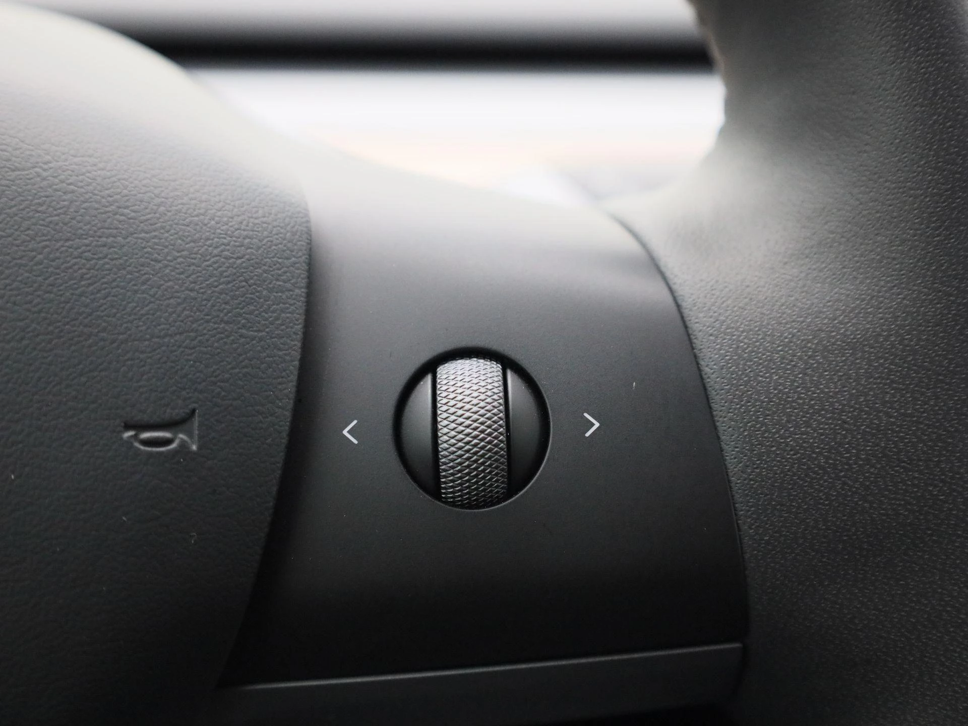Tesla-Model Y-image-31