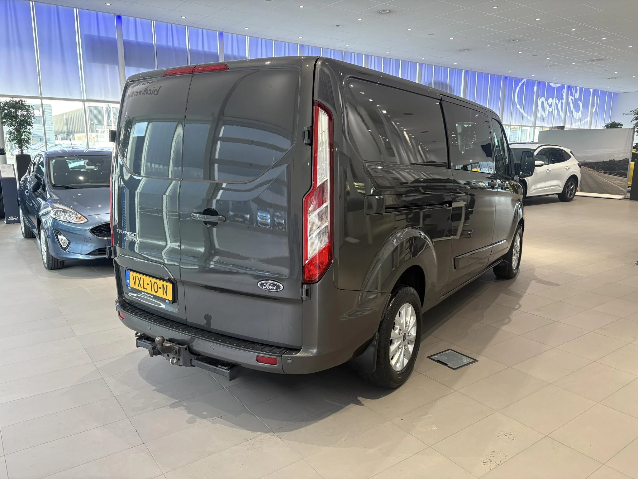 Ford-Transit Custom-image-7