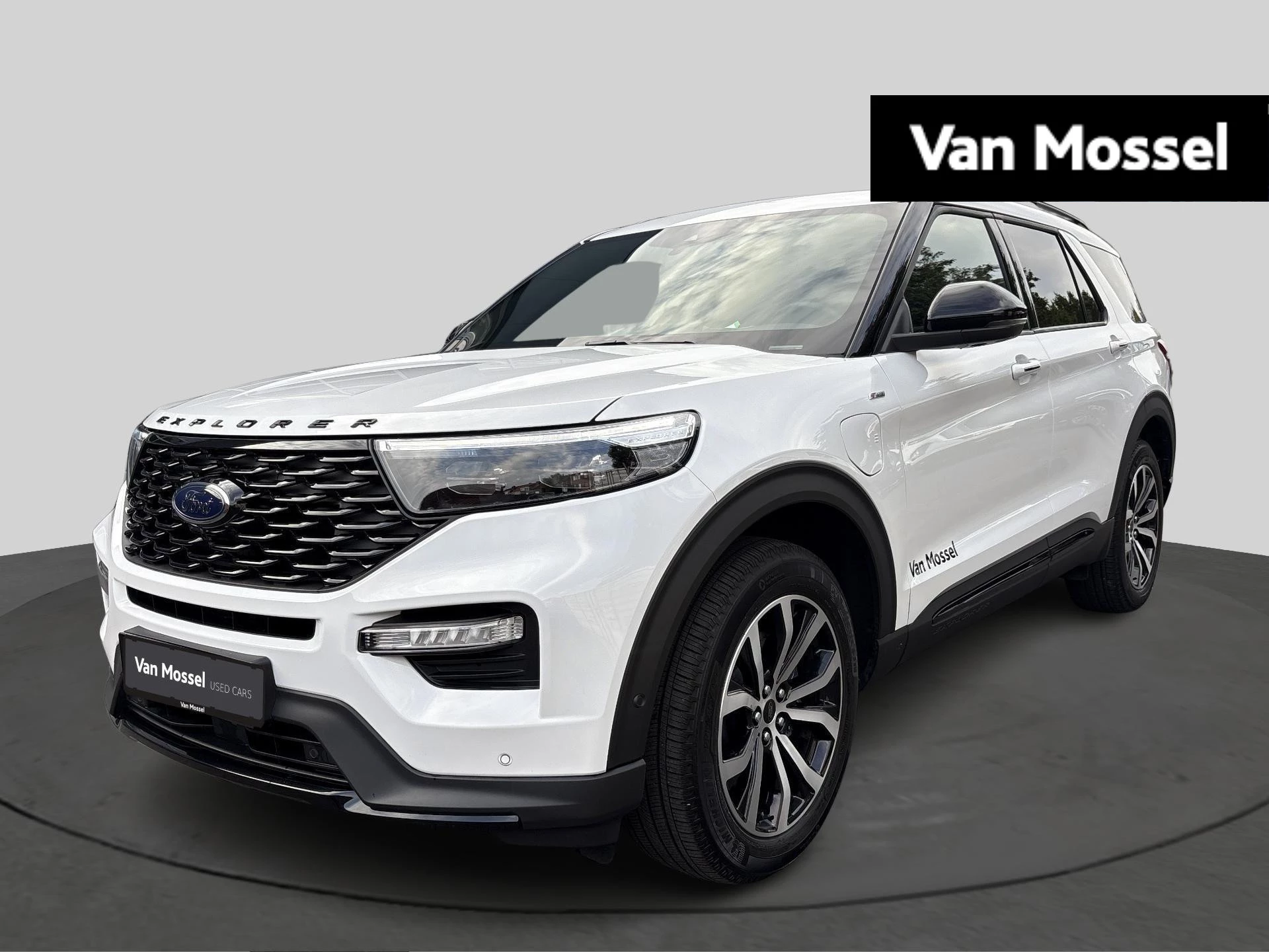 Ford-Explorer-image-0