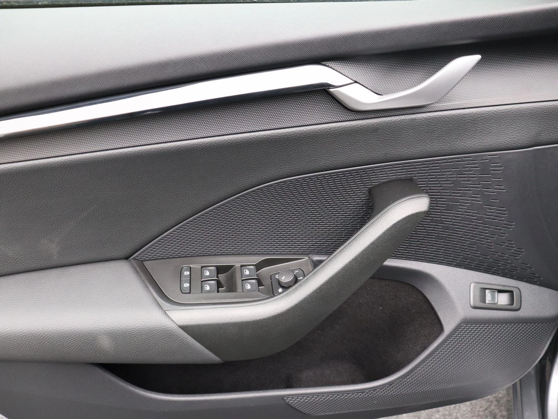 Škoda Octavia Combi 1.5 TSI eTec 110kW DSG7 SELECTION