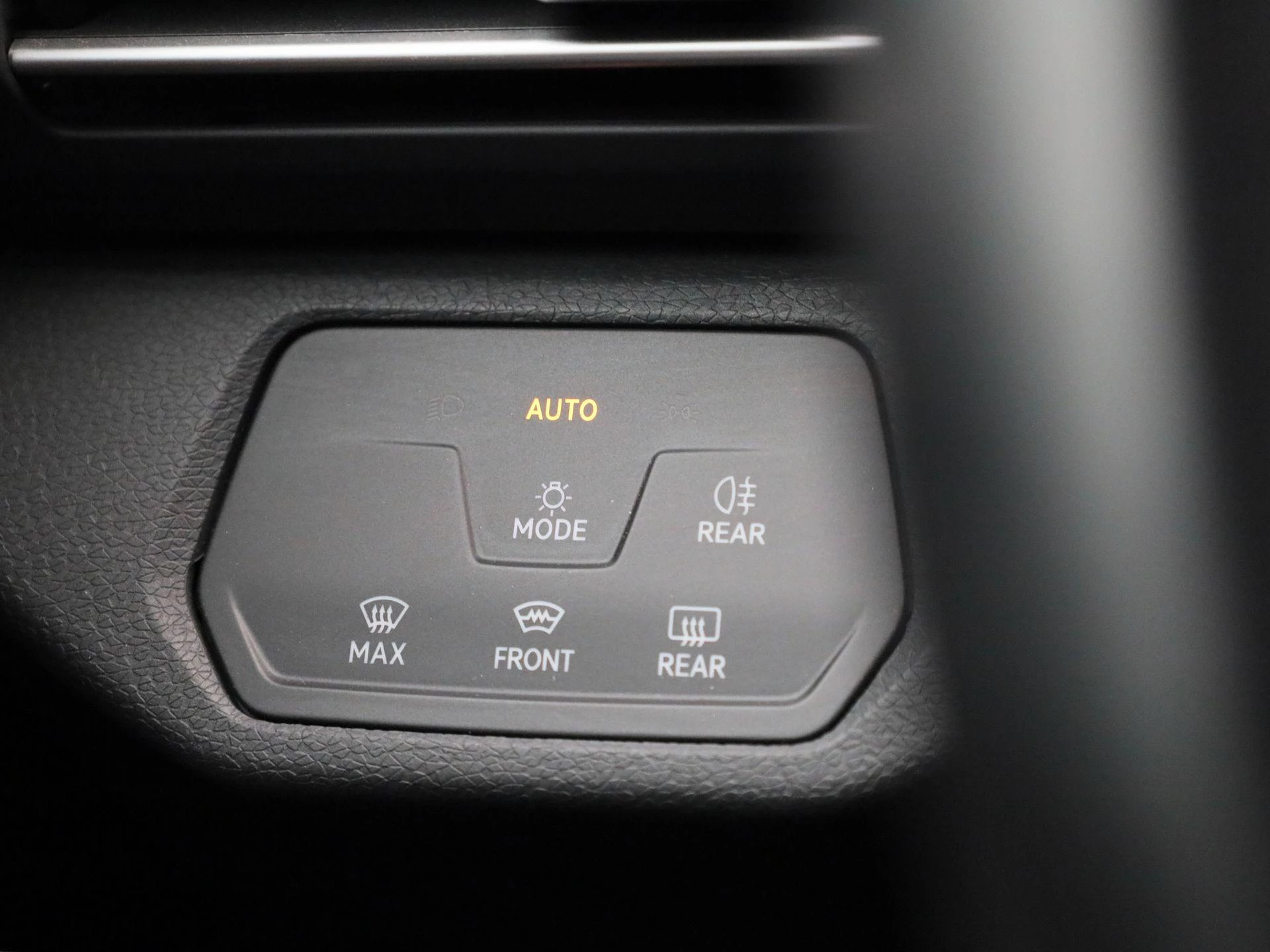 Volkswagen-ID.4-image-29