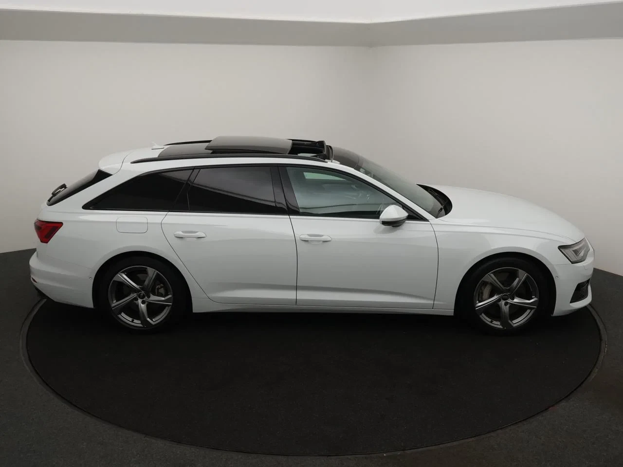 Audi-A6-image-17