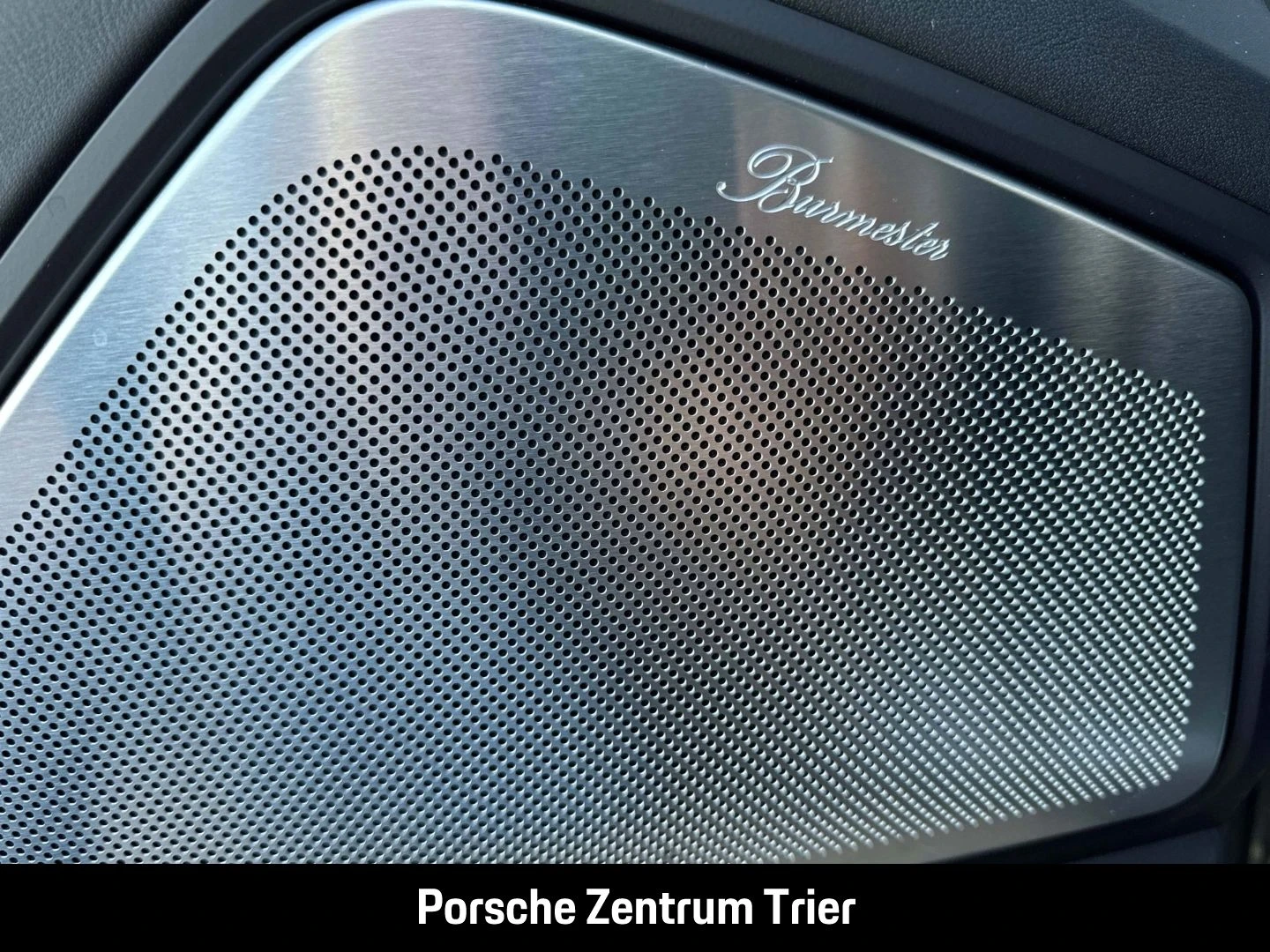 Porsche-Cayenne-image-25