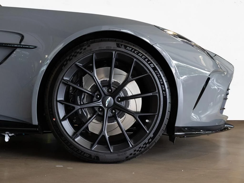 Aston Martin V8 Vantage Roadster Aston Martin Hamburg