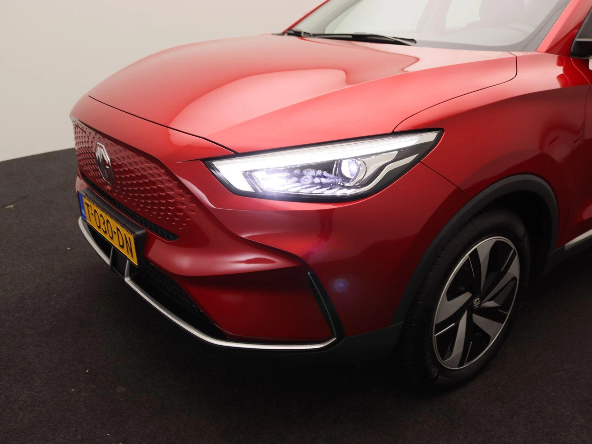 MG-ZS EV-image-15