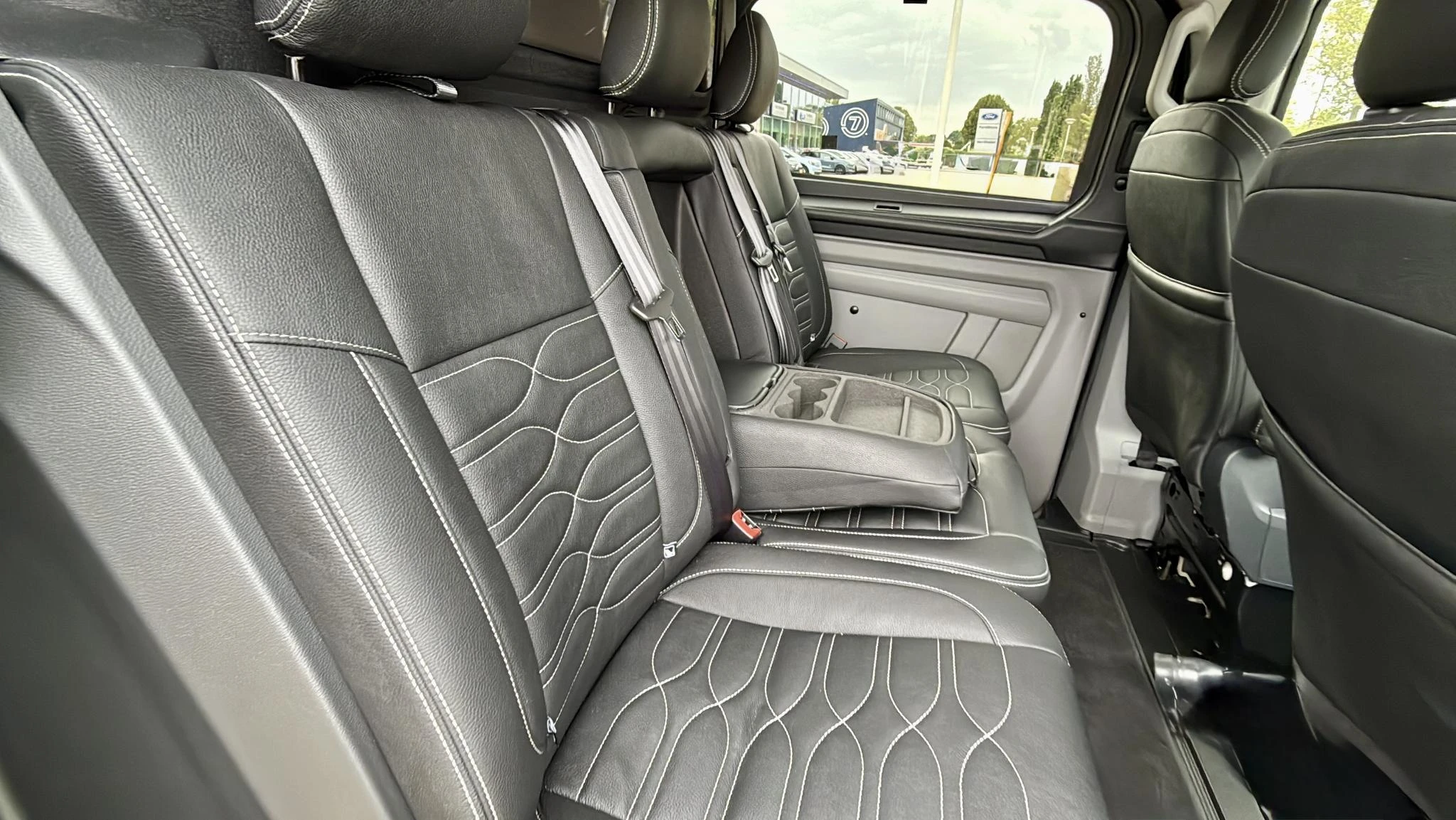 Ford-Transit Custom-image-12