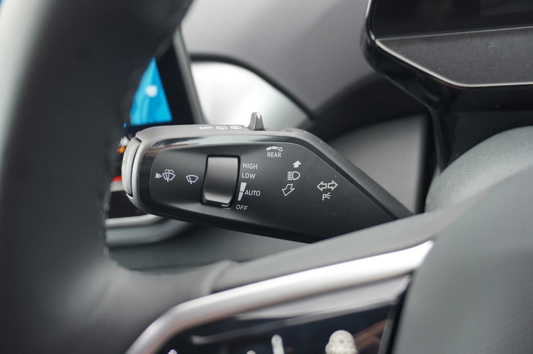 Volkswagen-ID.4-image-25