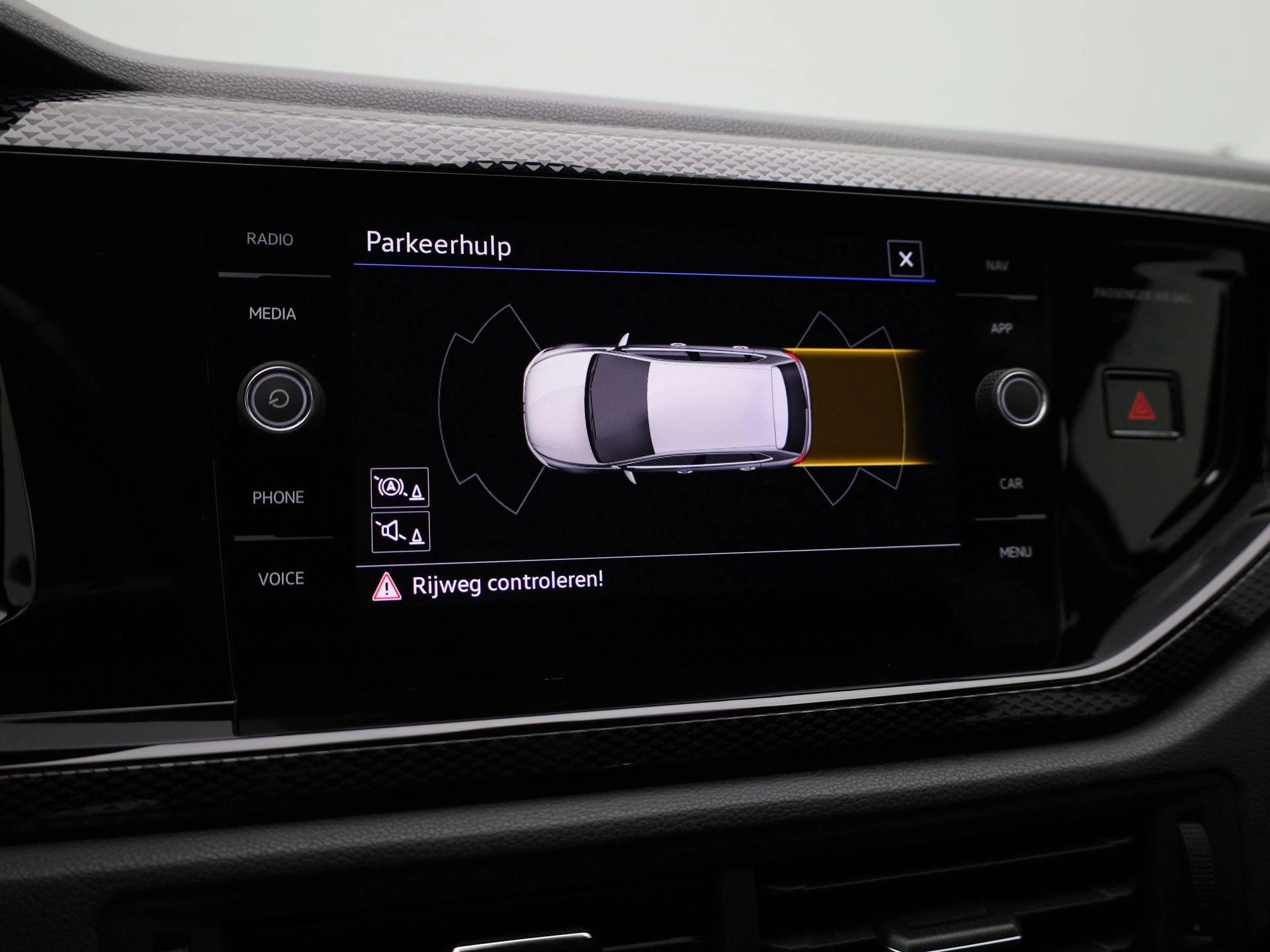 Volkswagen-Polo-image-29