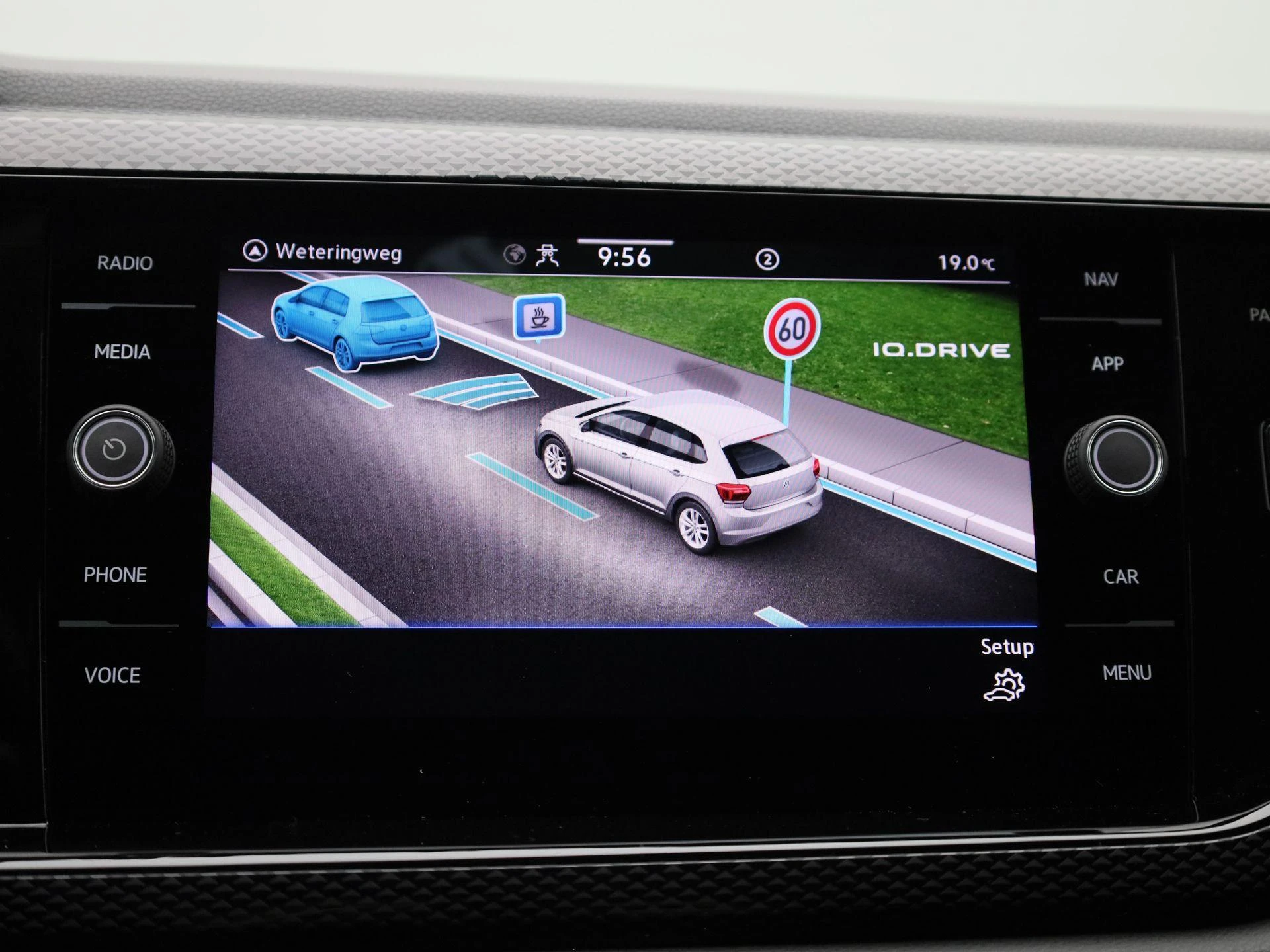 Volkswagen-Polo-image-25