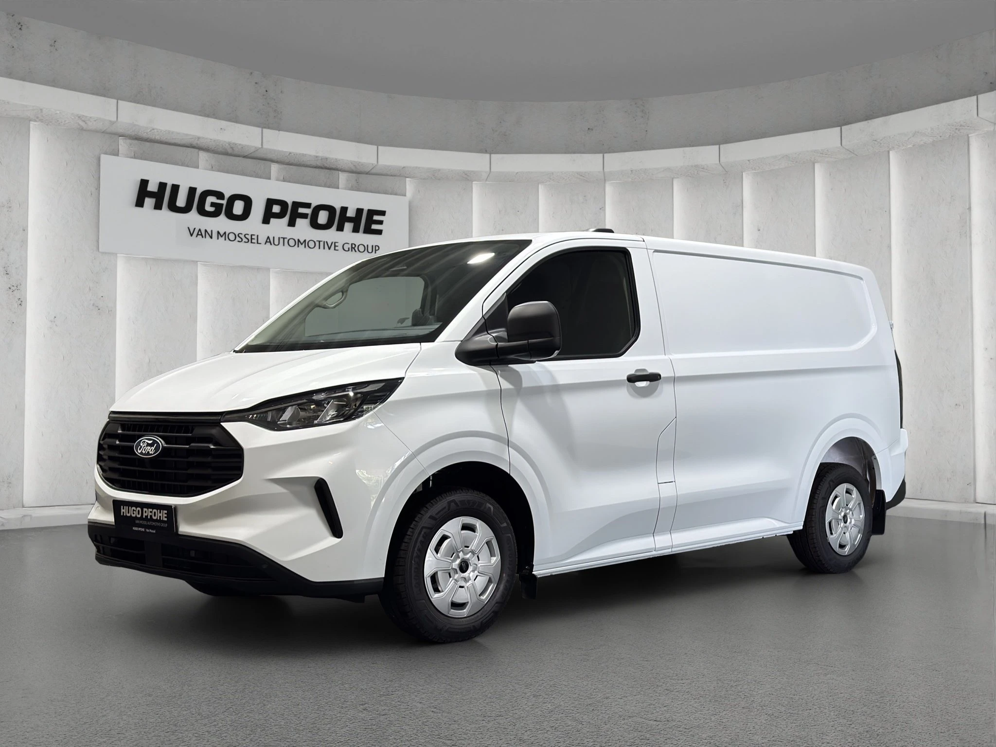 Ford-Transit Custom-image-0
