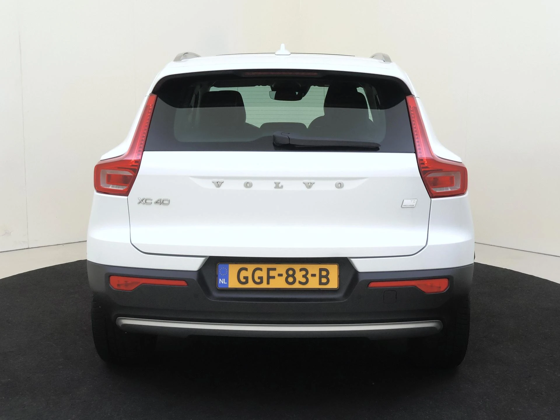 Volvo-XC40-image-6