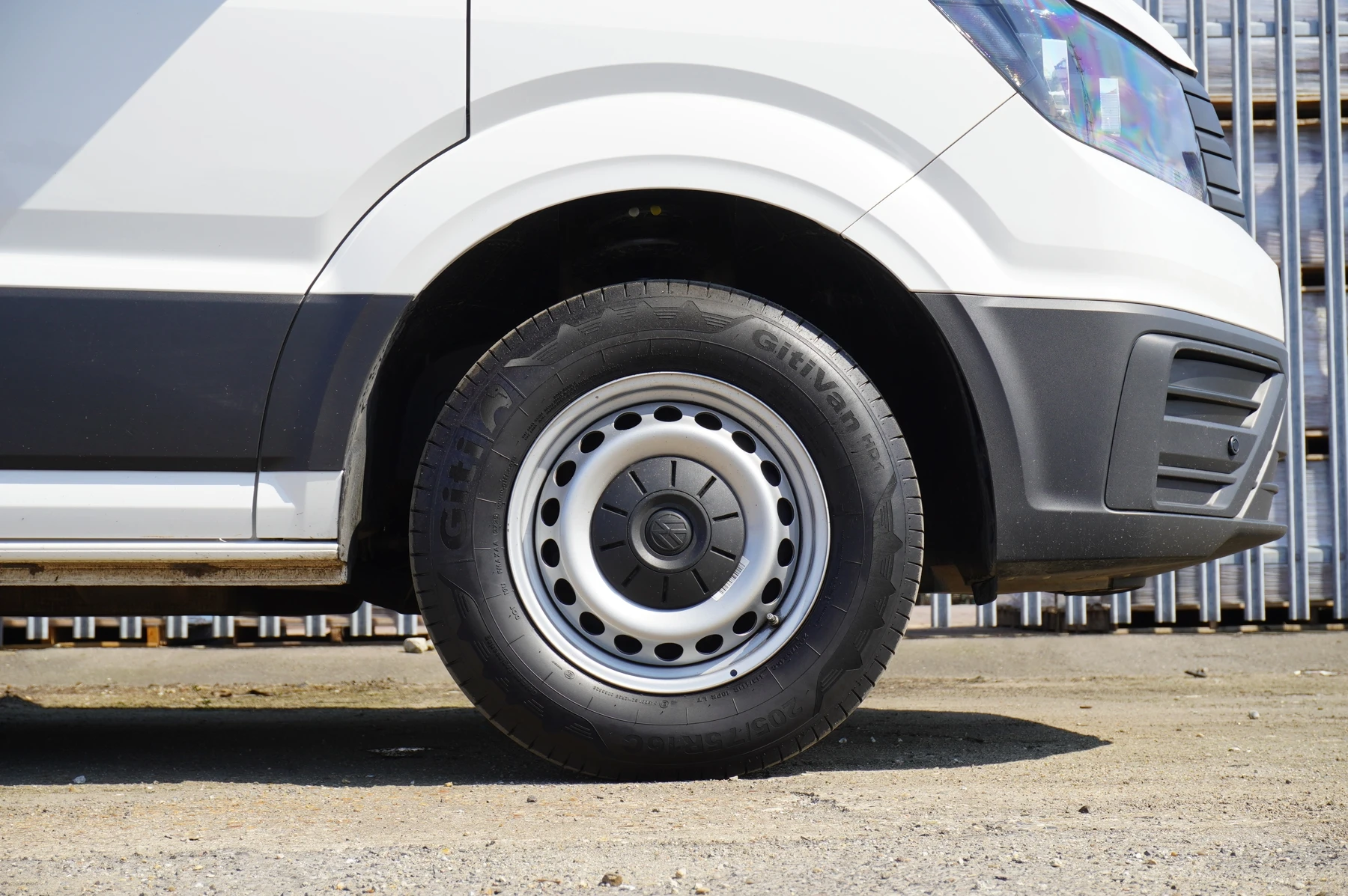 Volkswagen-Crafter-image-33