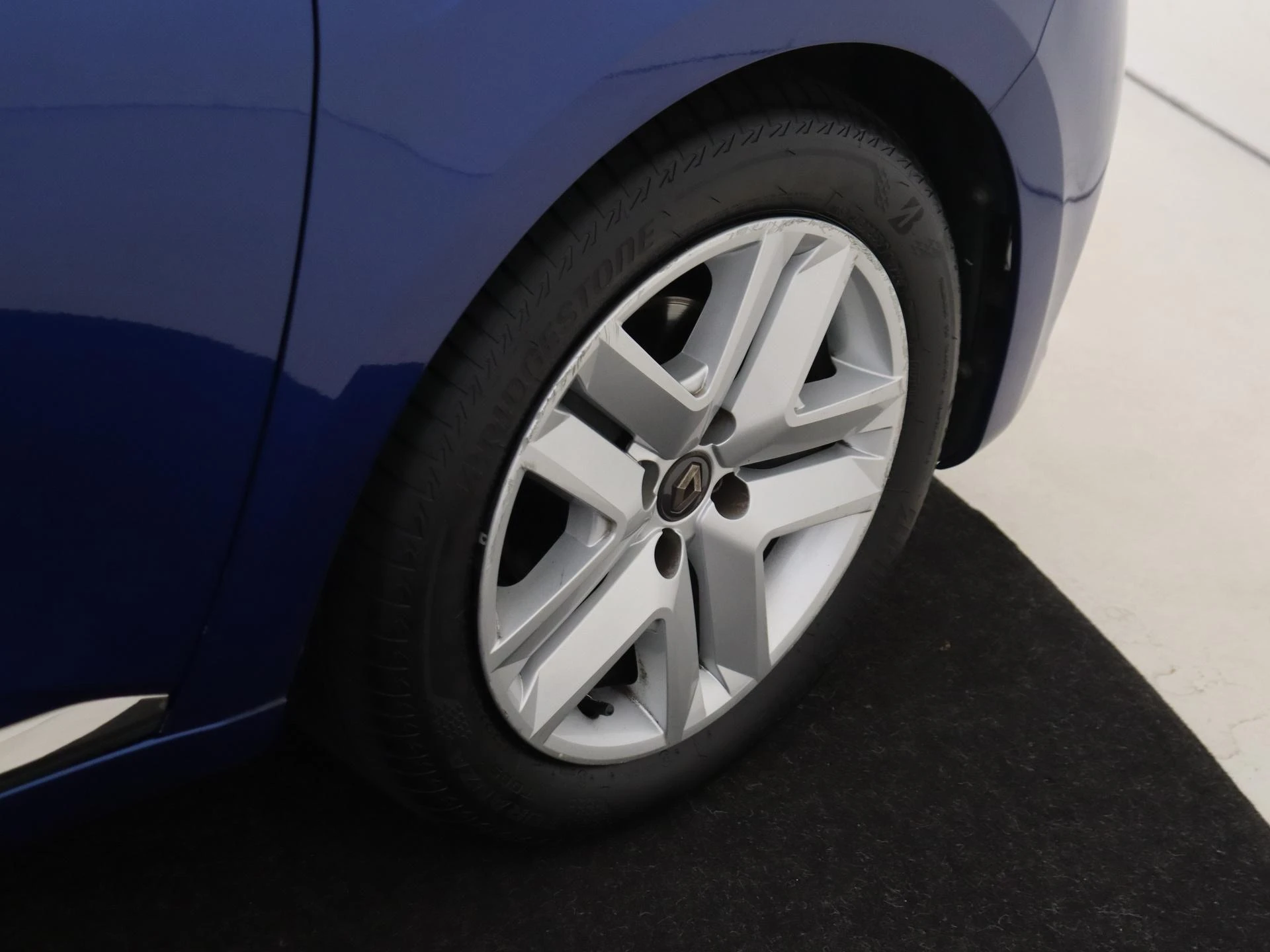 Renault-Clio-image-24