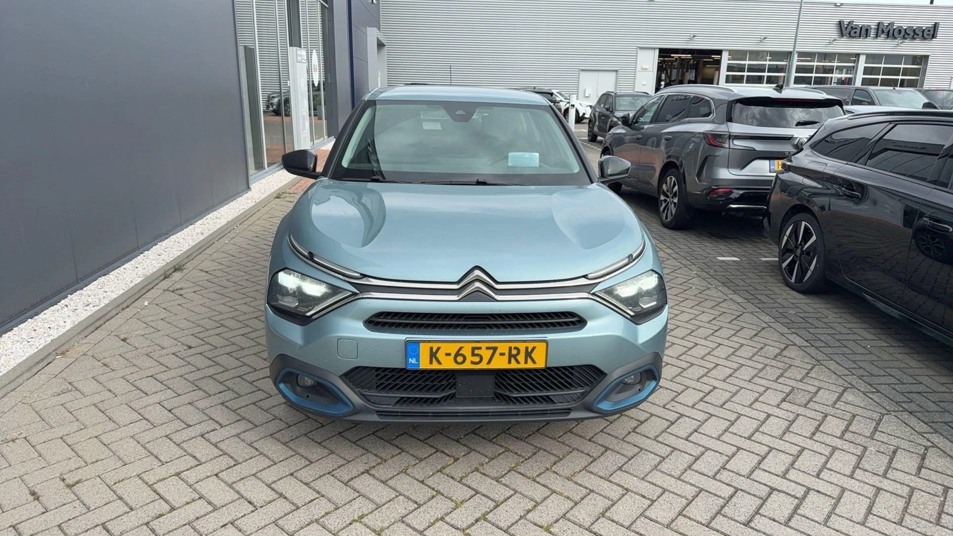 Citroën-ë-C4-image-5