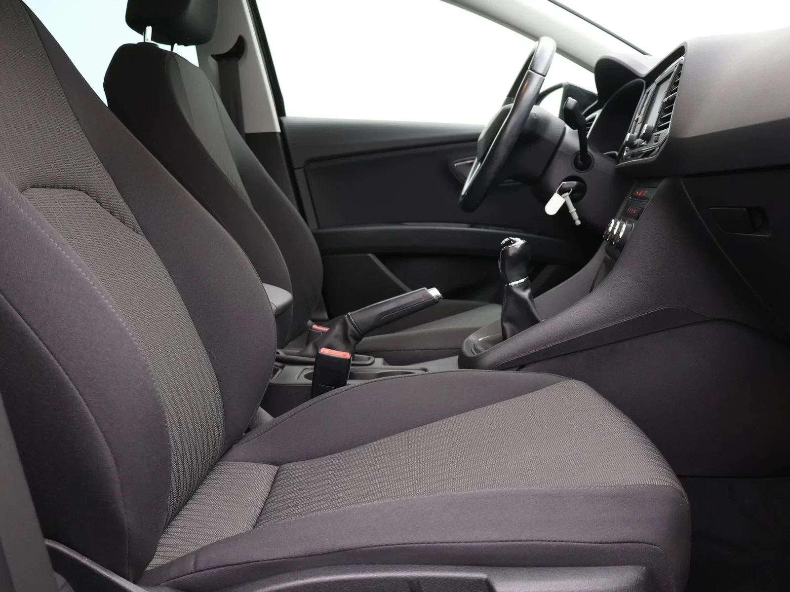 SEAT Leon Leon 1.2TSI *CRUISE CONTROL*PDC*NAVI*RADIO*AIRCO*BLTH*...*