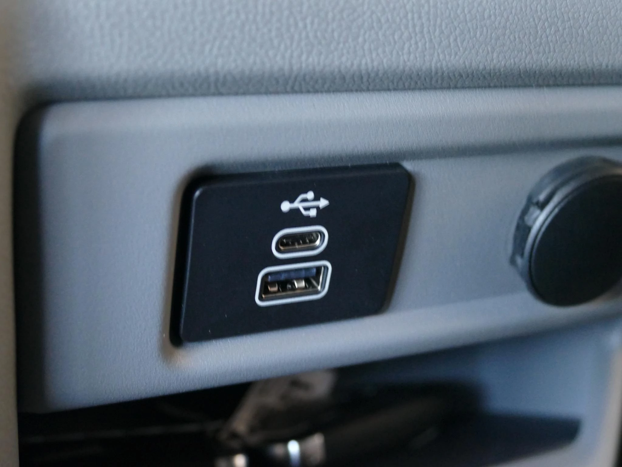 Ford-Custom-image-18