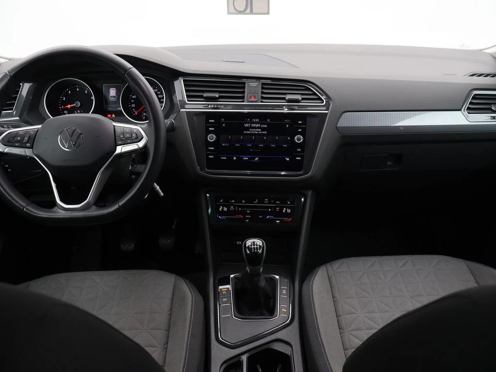 Volkswagen Tiguan Tiguan 1.5TSI Life 150PK *CAMERA*ACC*PDC*APP-CONNECT*ZETELVERWARMING*...*