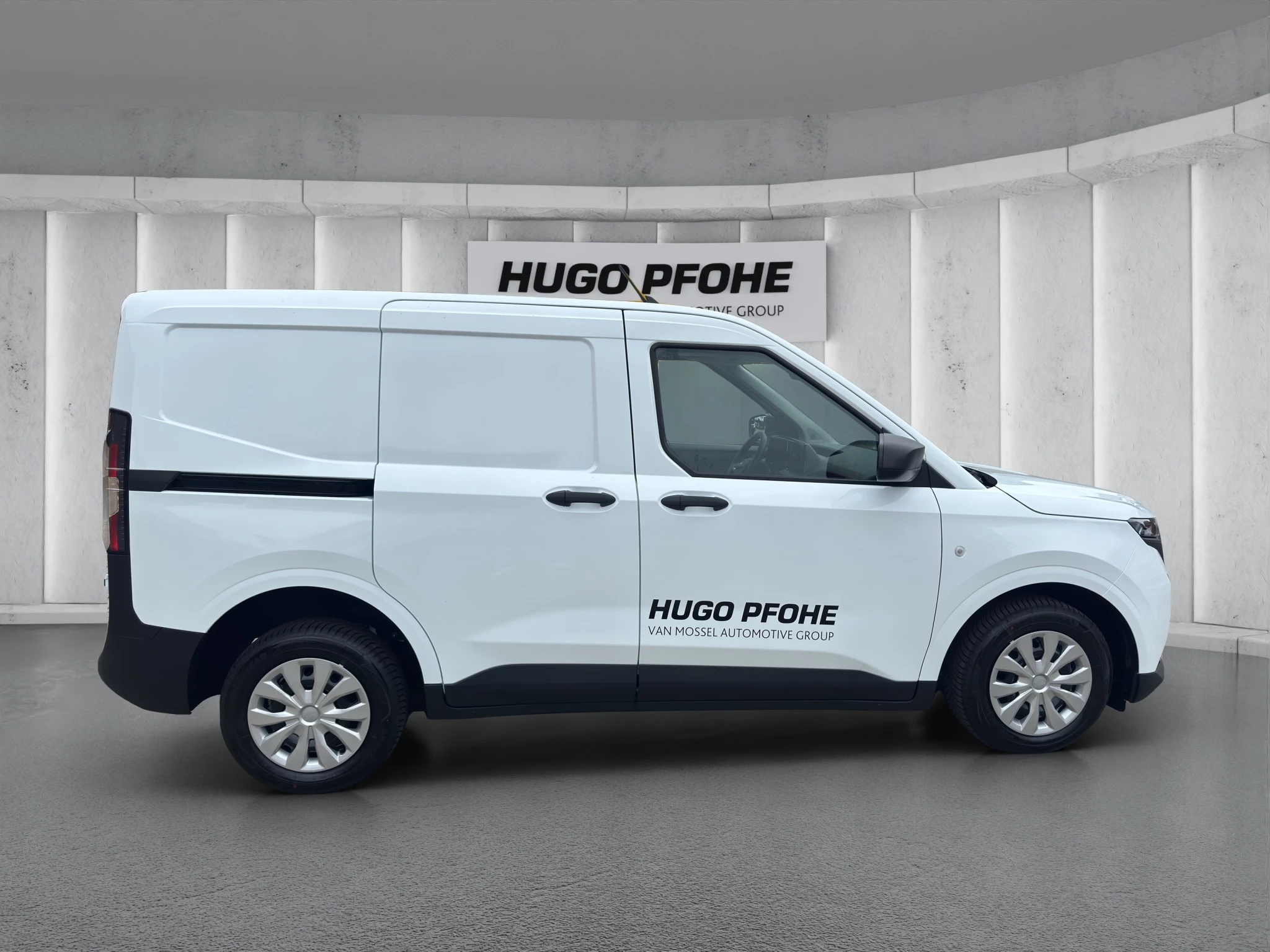 Ford-Transit Courier-image-5
