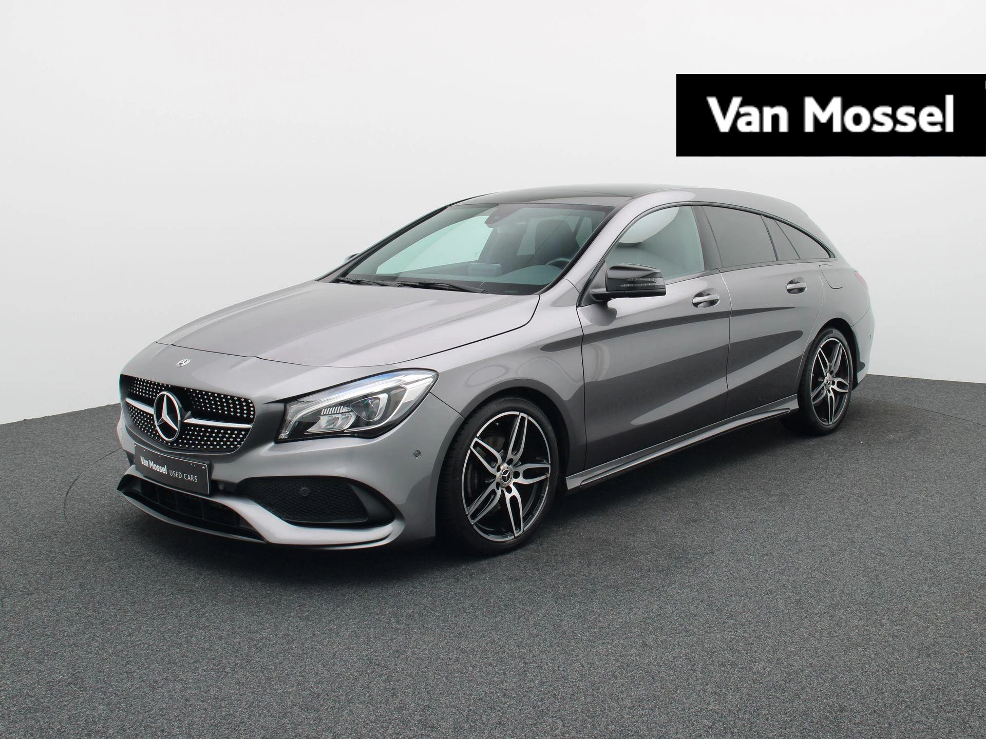 Mercedes-Benz-CLA-image-0