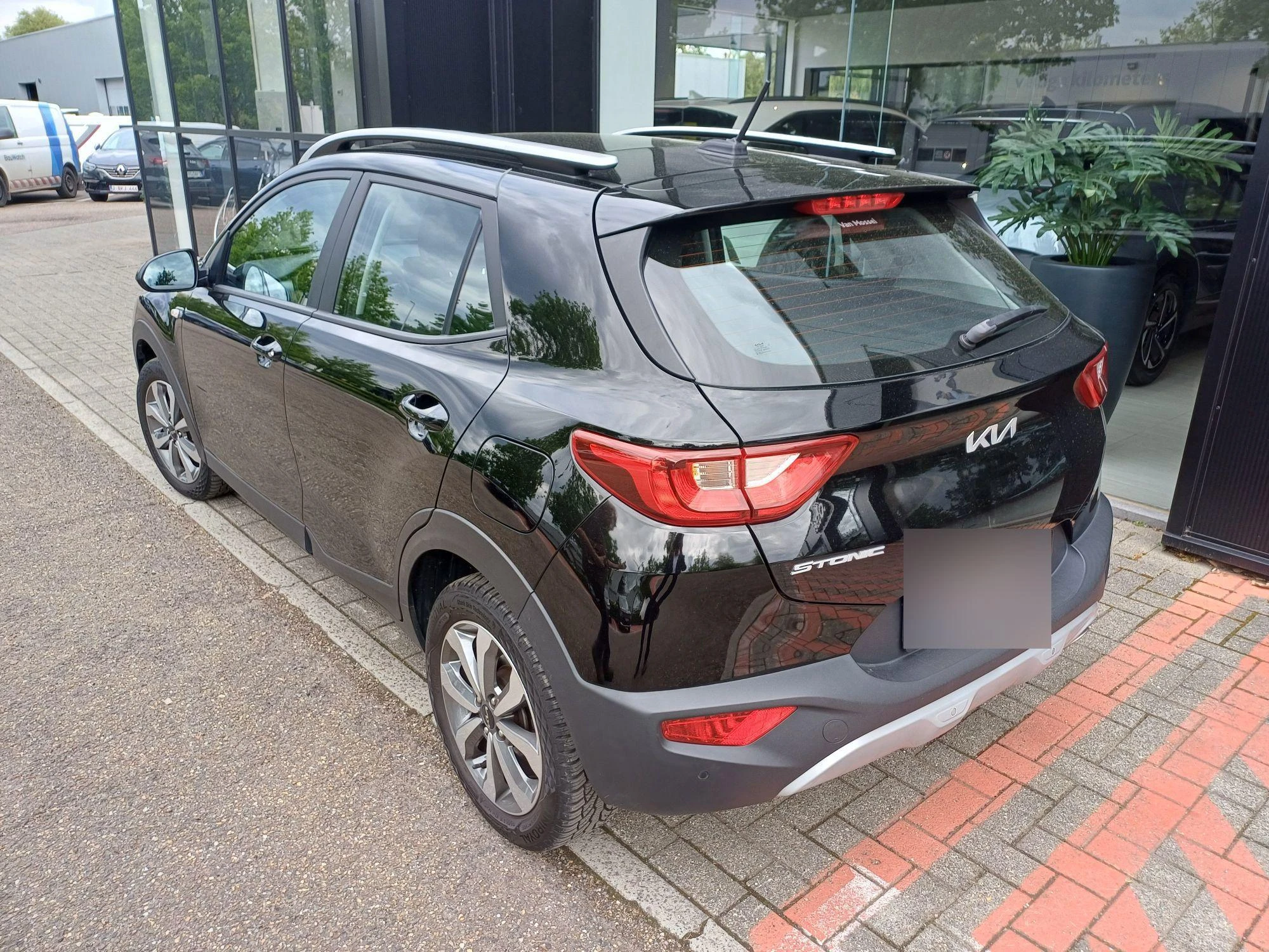 Kia-Stonic-image-1