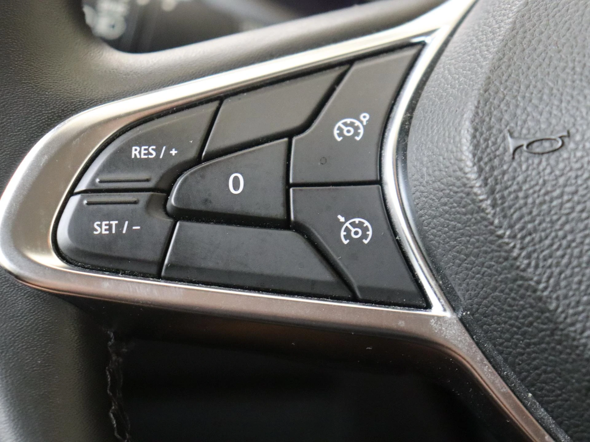 Renault-Captur-image-11