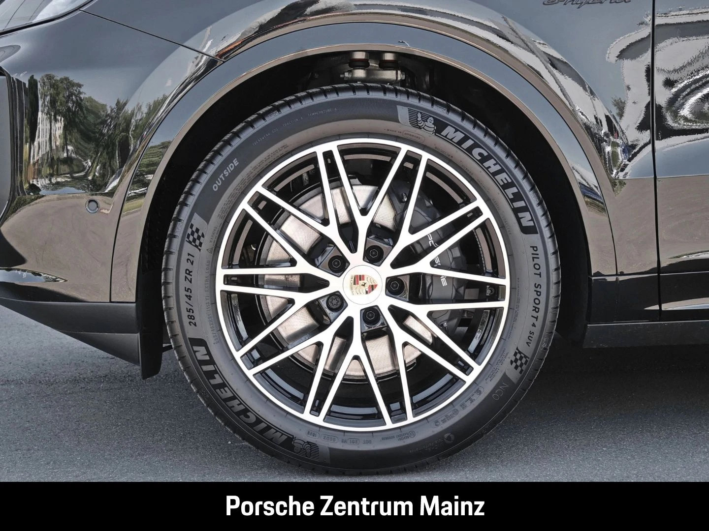 Porsche-Cayenne-image-11