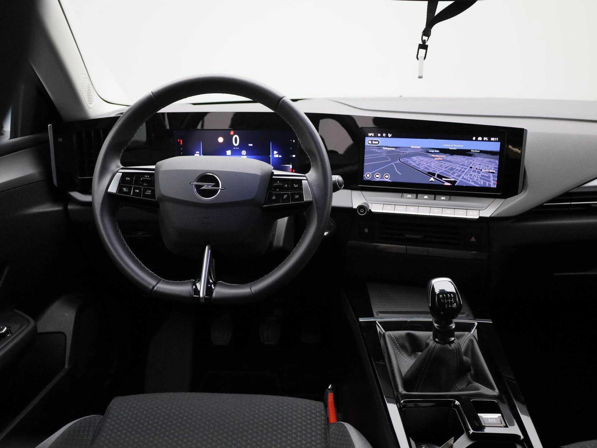 Opel-Astra-image-6
