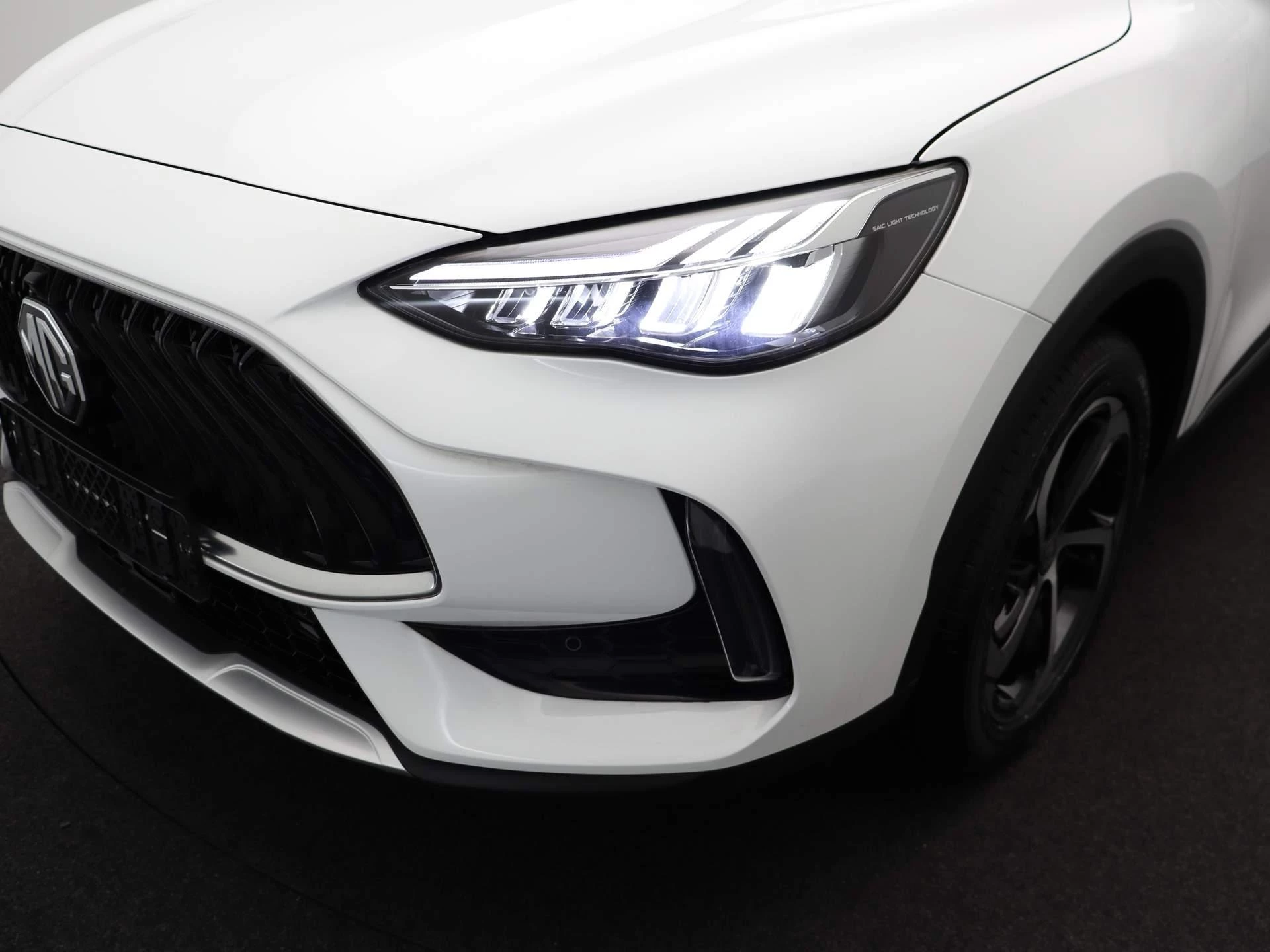 MG EHS 1.5 TGDI Luxury