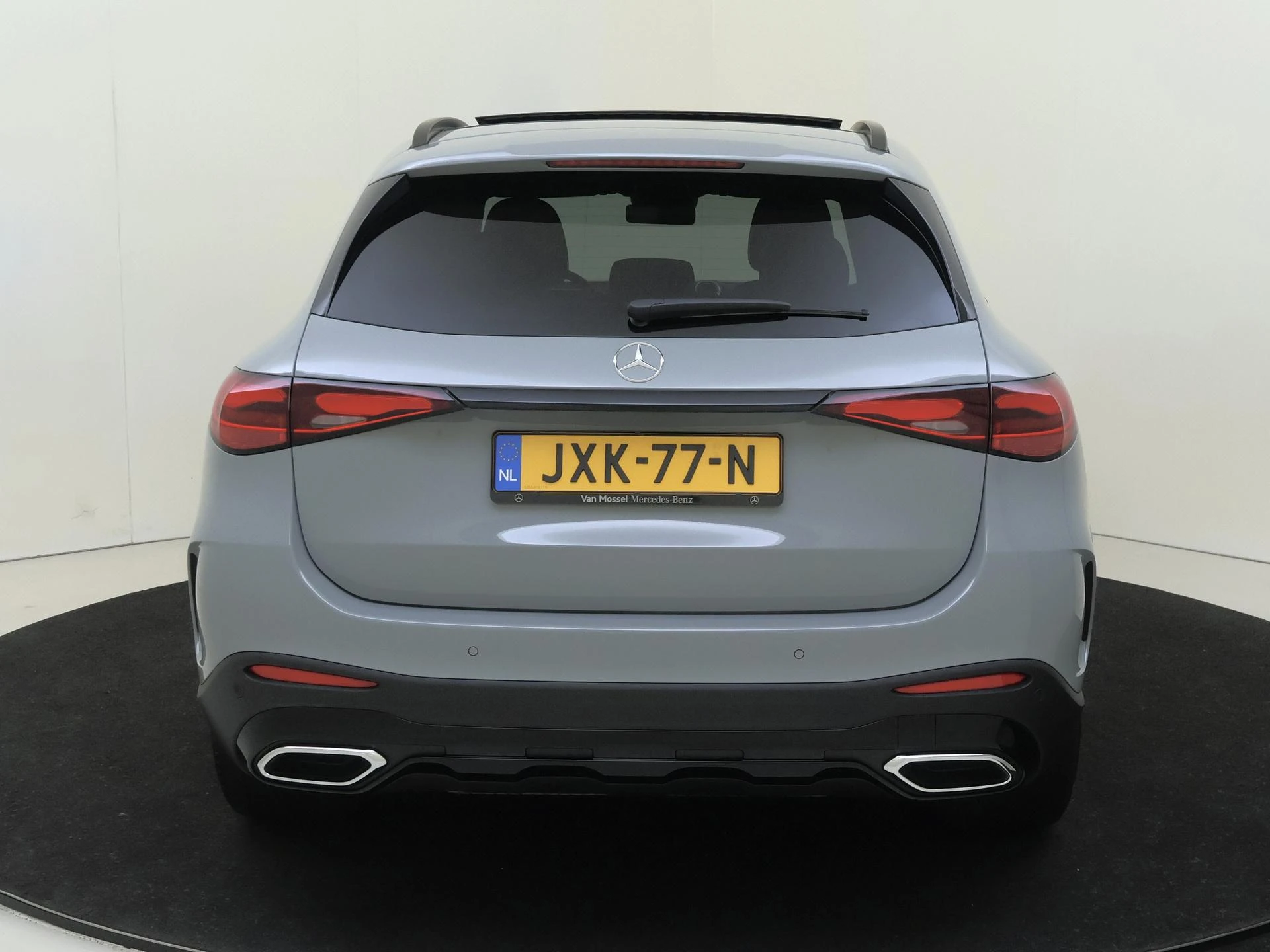 Mercedes-Benz-GLC-image-6