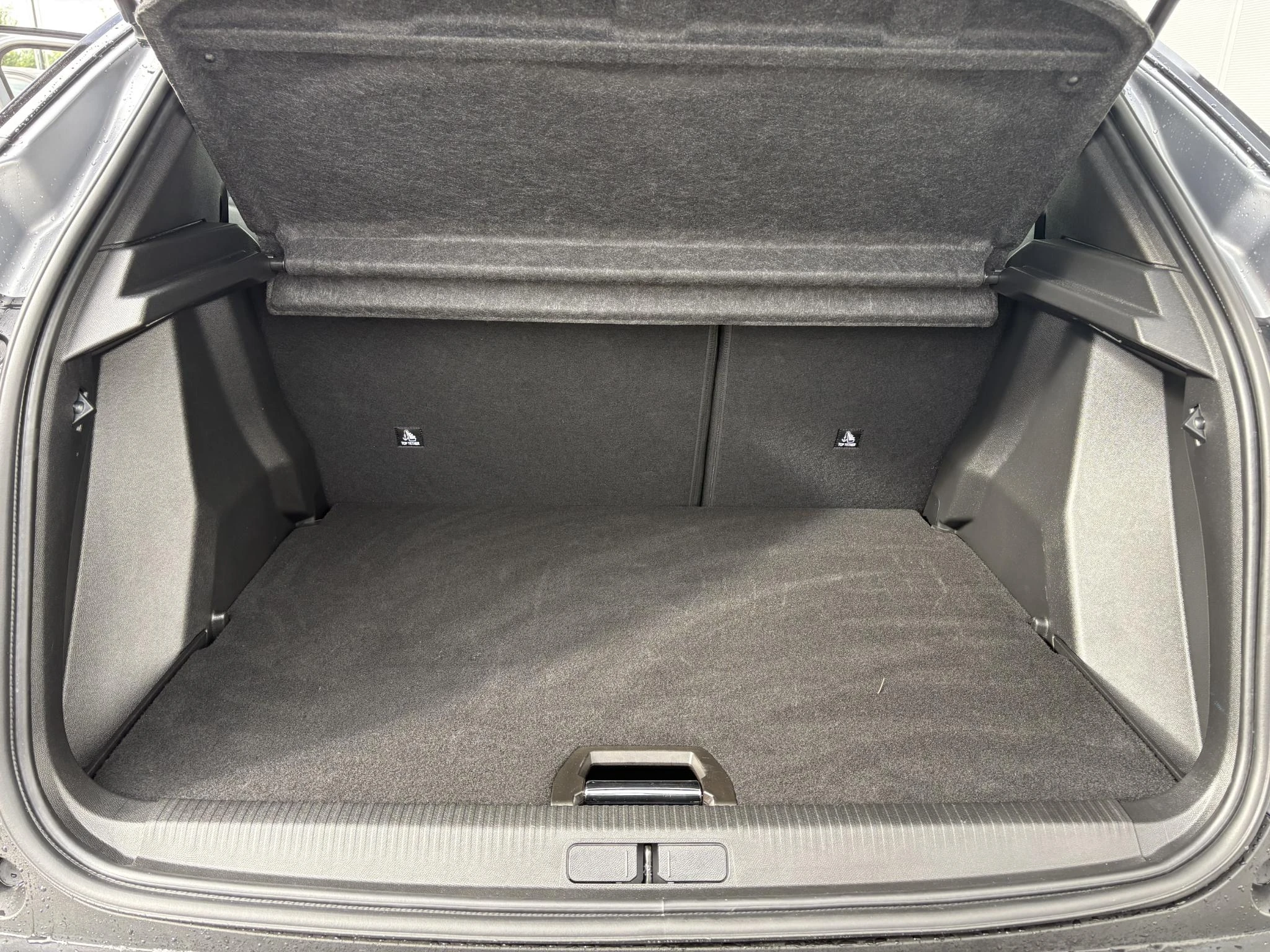 Peugeot-2008-image-12