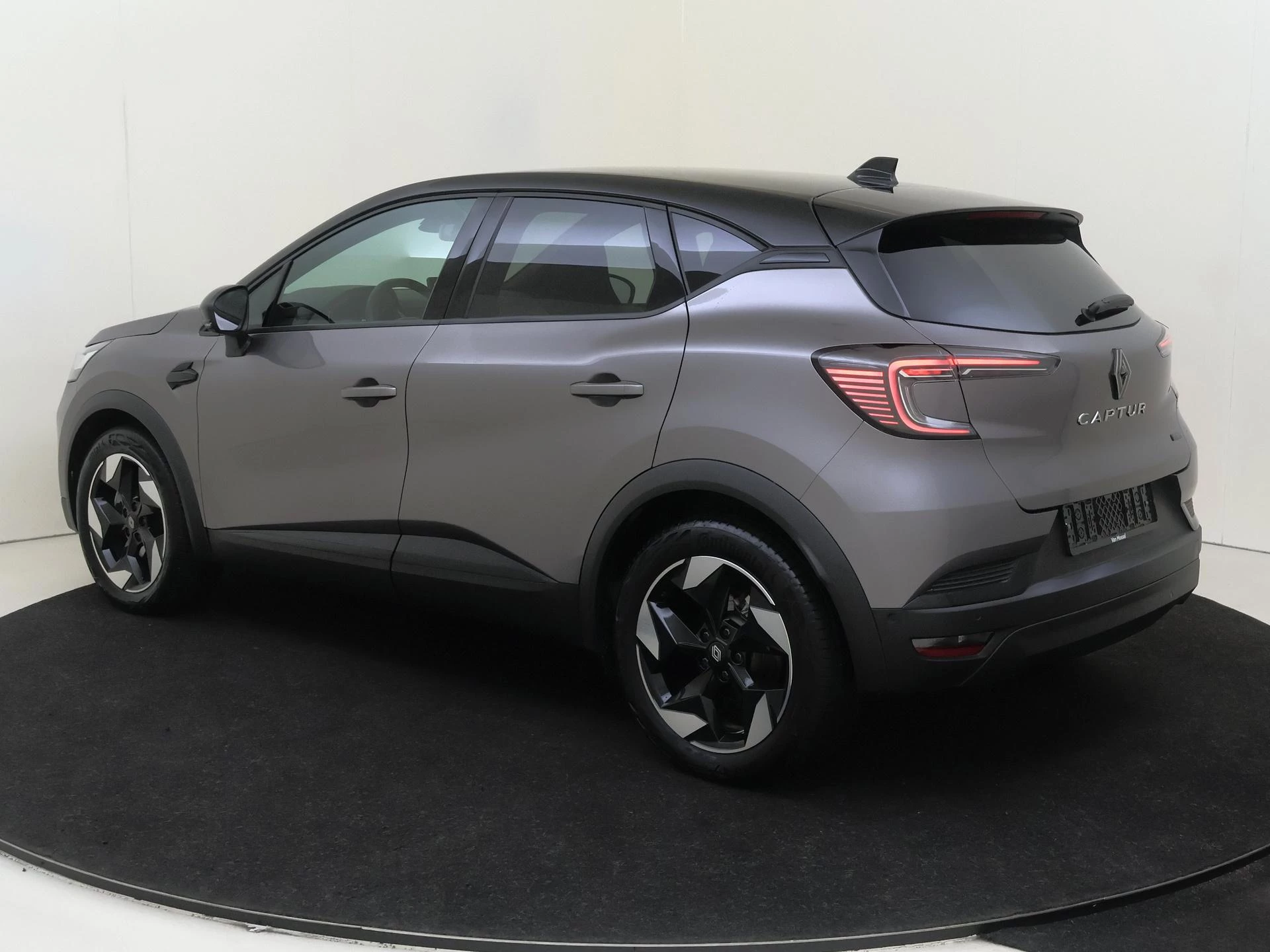Renault-Captur-image-2