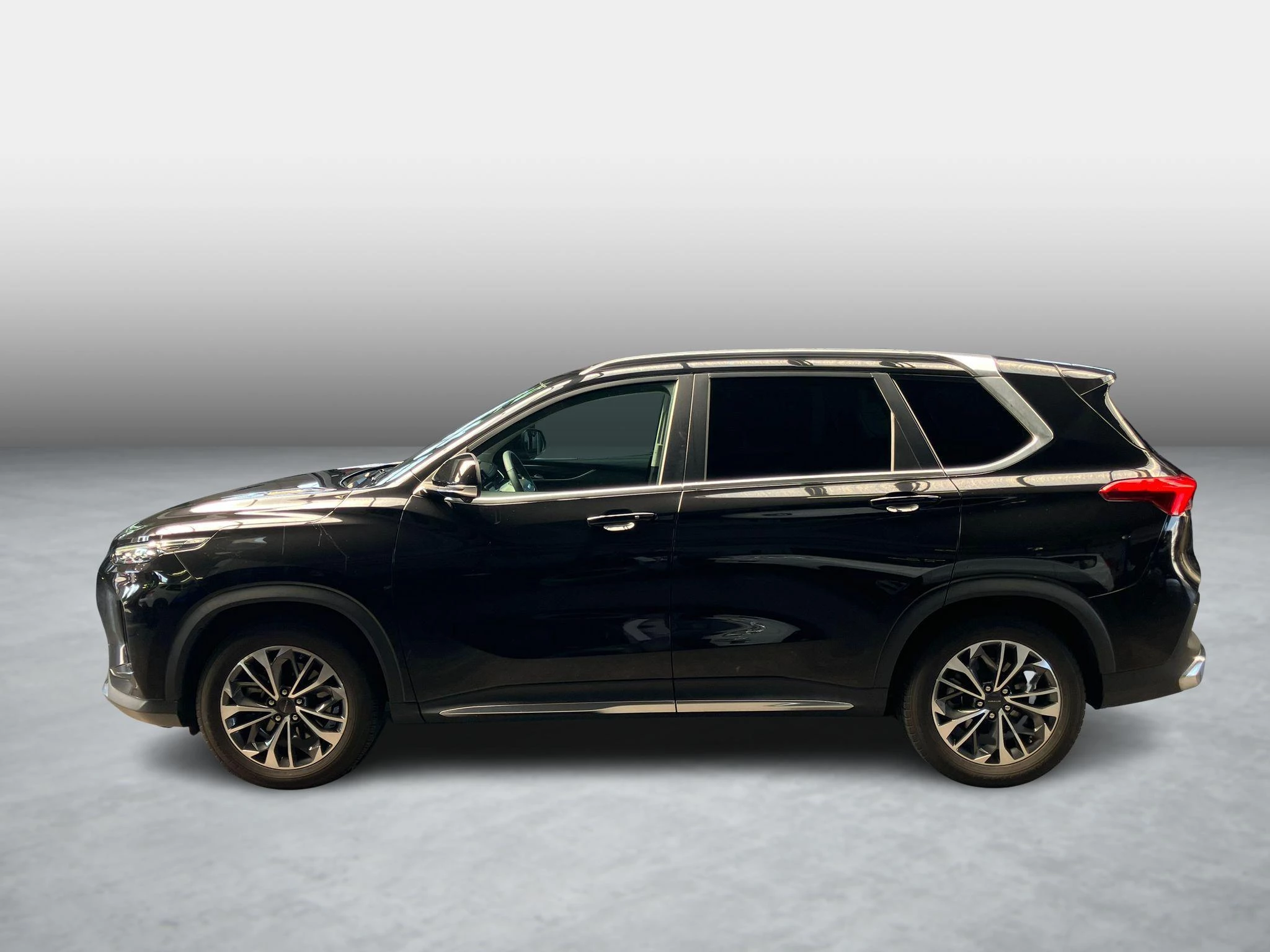 Maxus-eUNIQ6-image-2