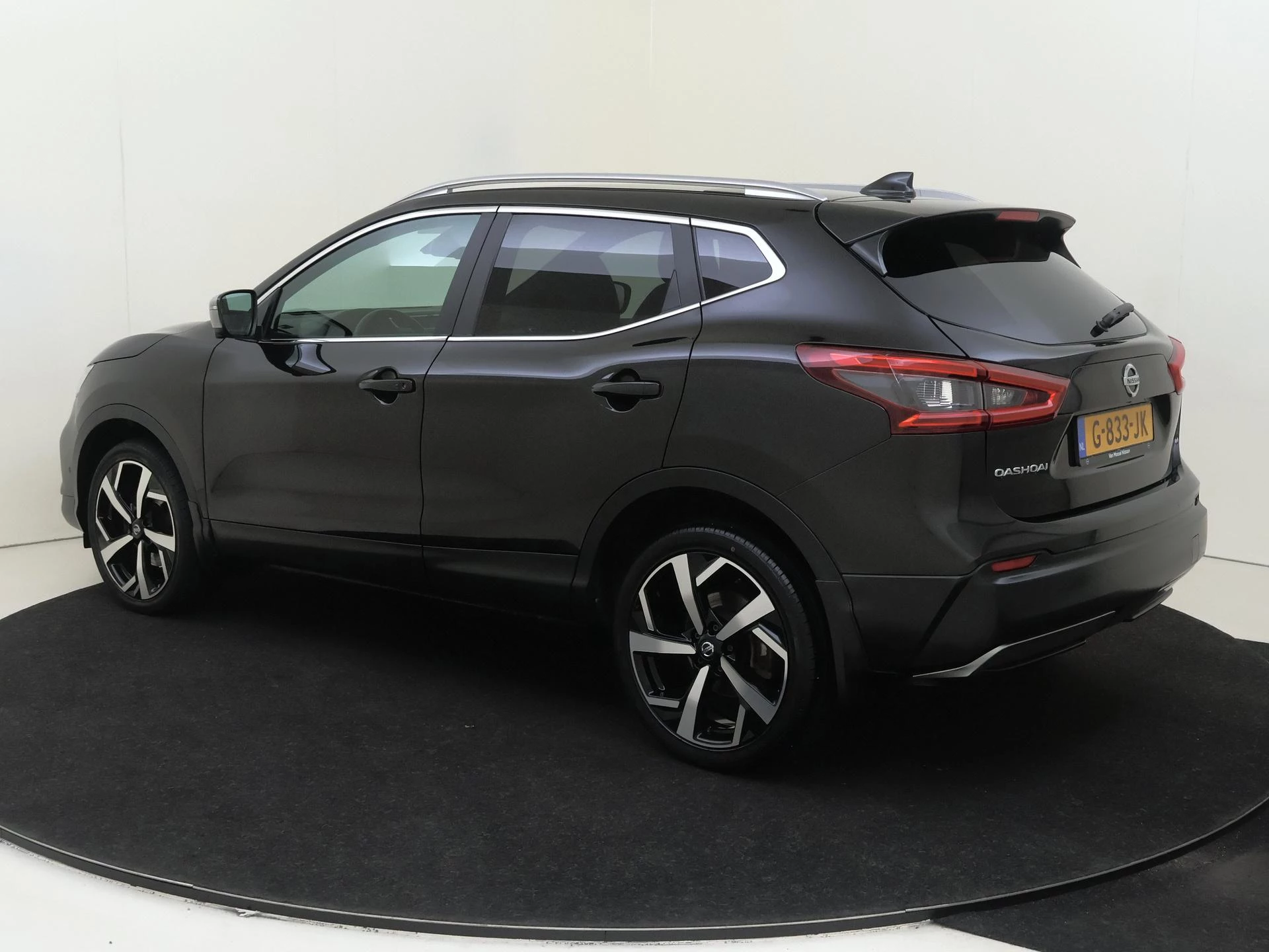 Nissan QASHQAI 1.3 DIG-T Tekna +