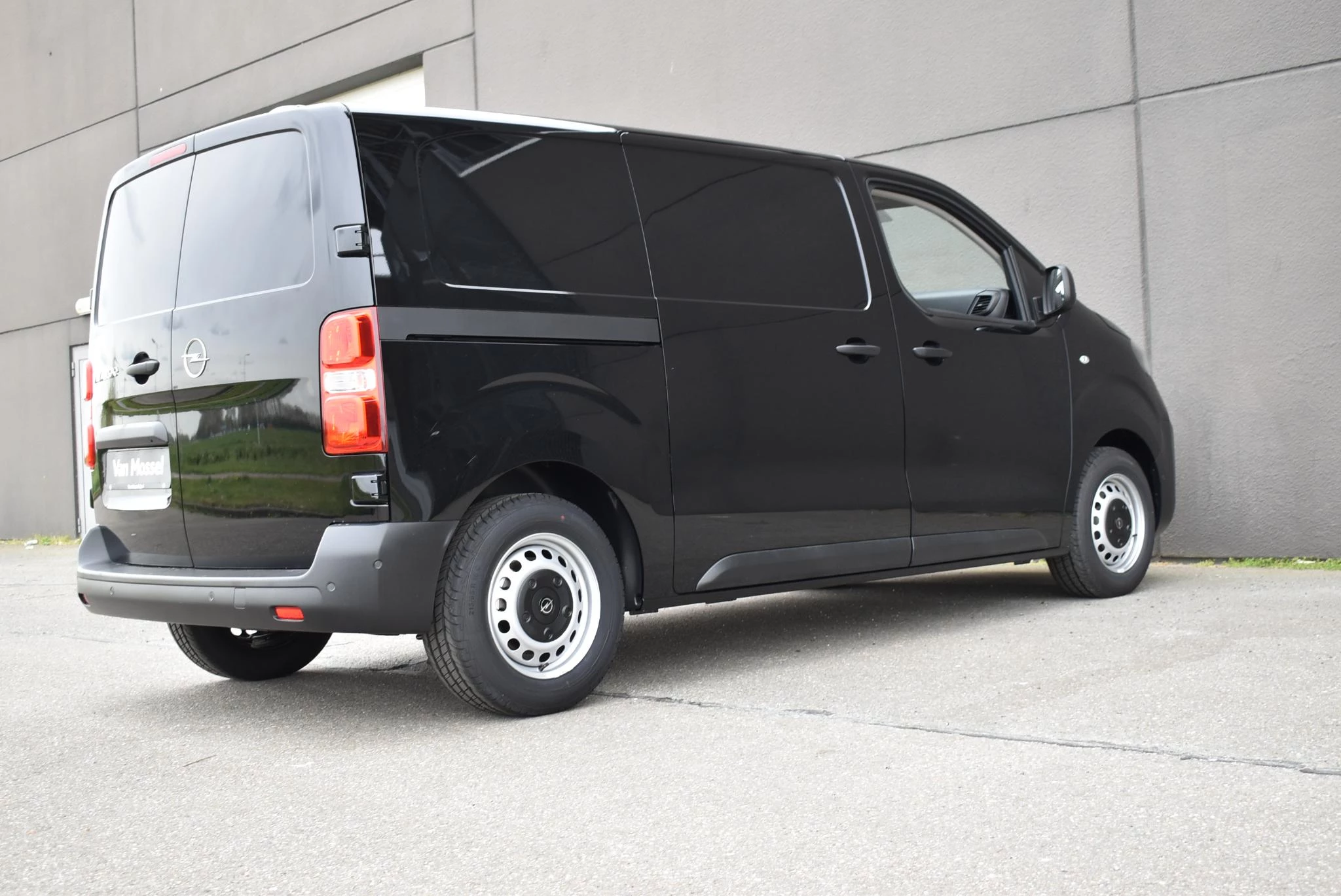 Opel-Vivaro-e-image-4