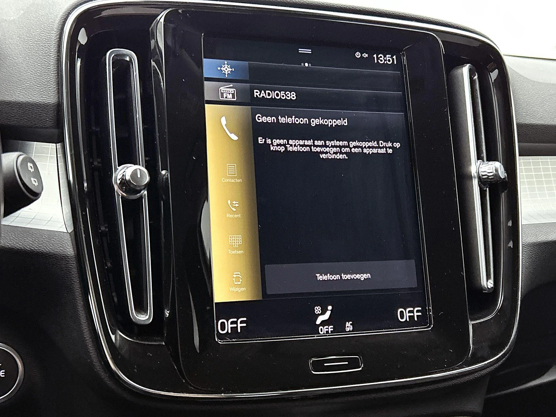 Volvo-XC40-image-11