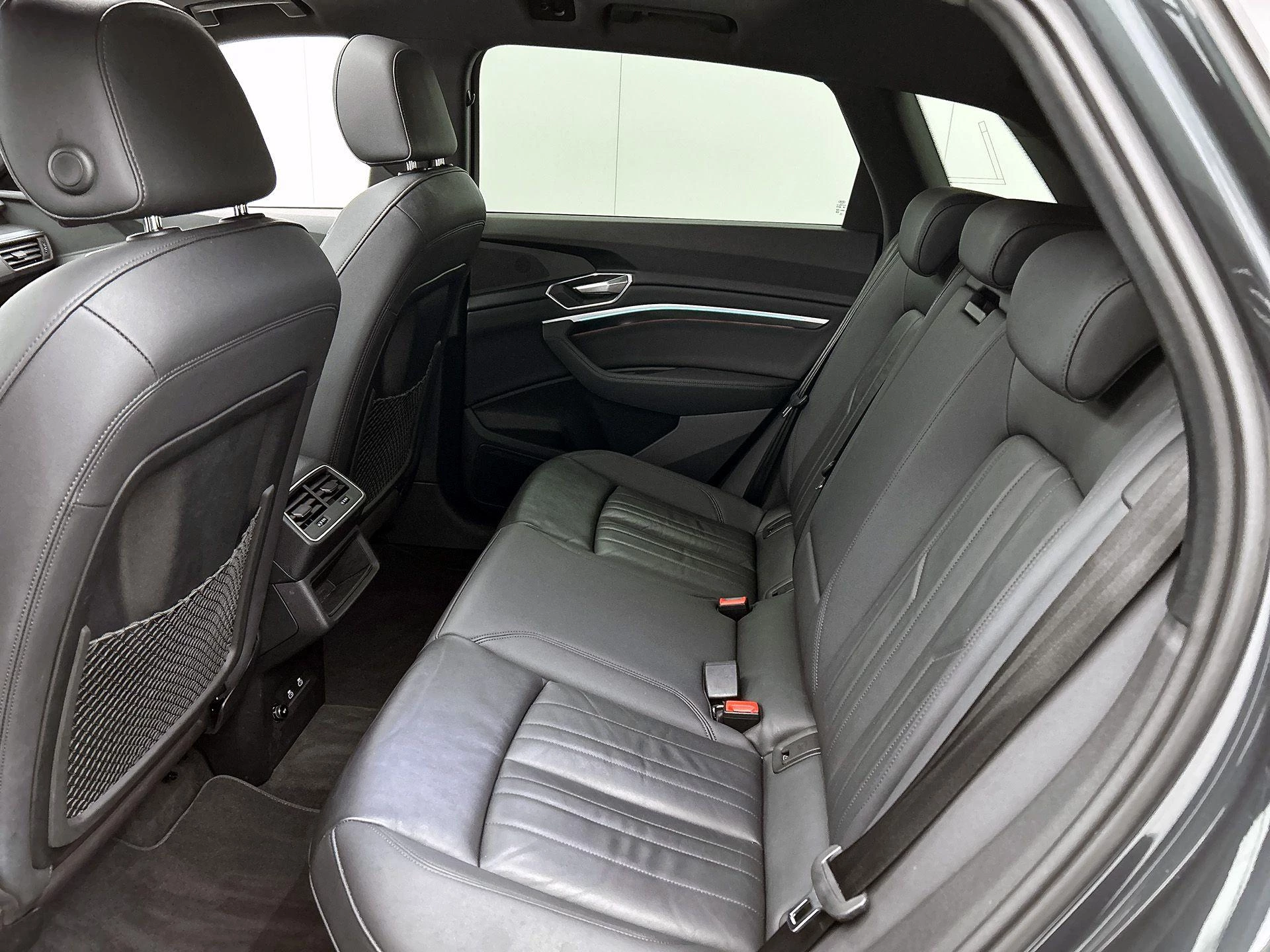 Audi-e-tron-image-33