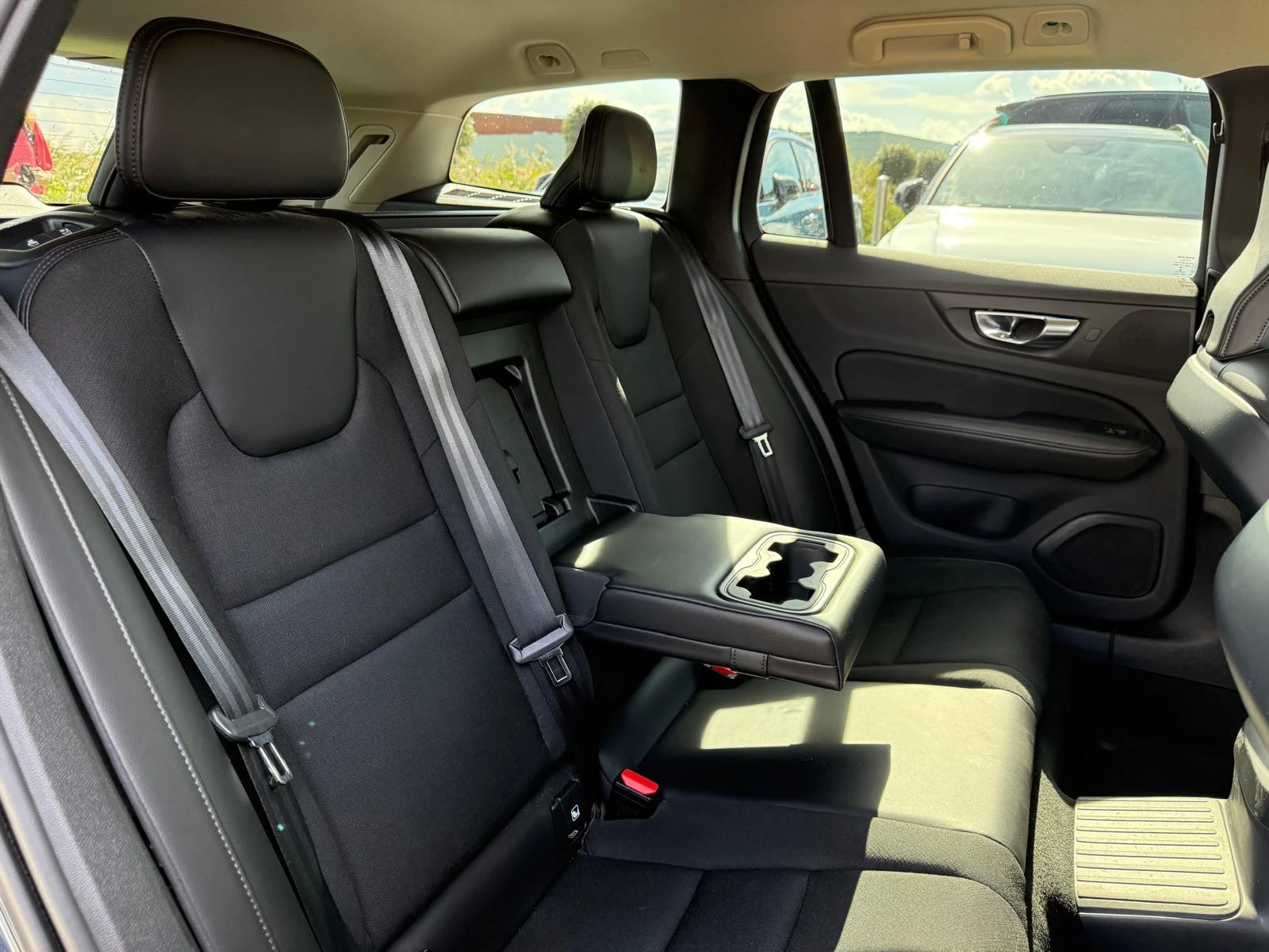 Volvo-V60-image-8