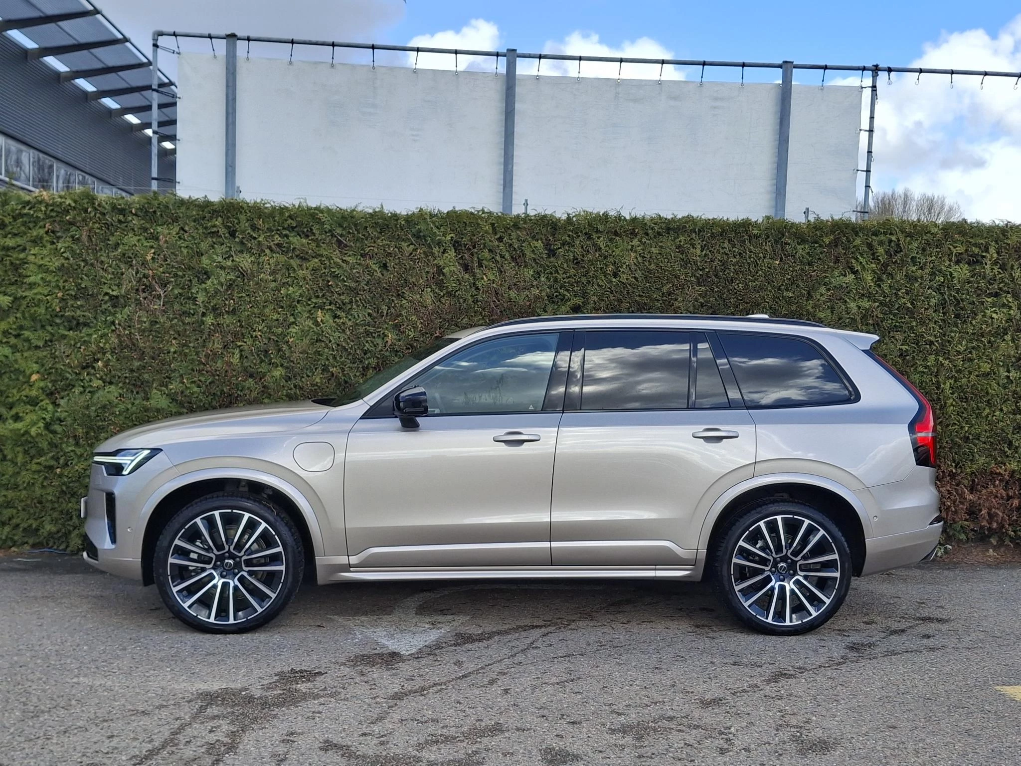 Volvo-XC90-image-18