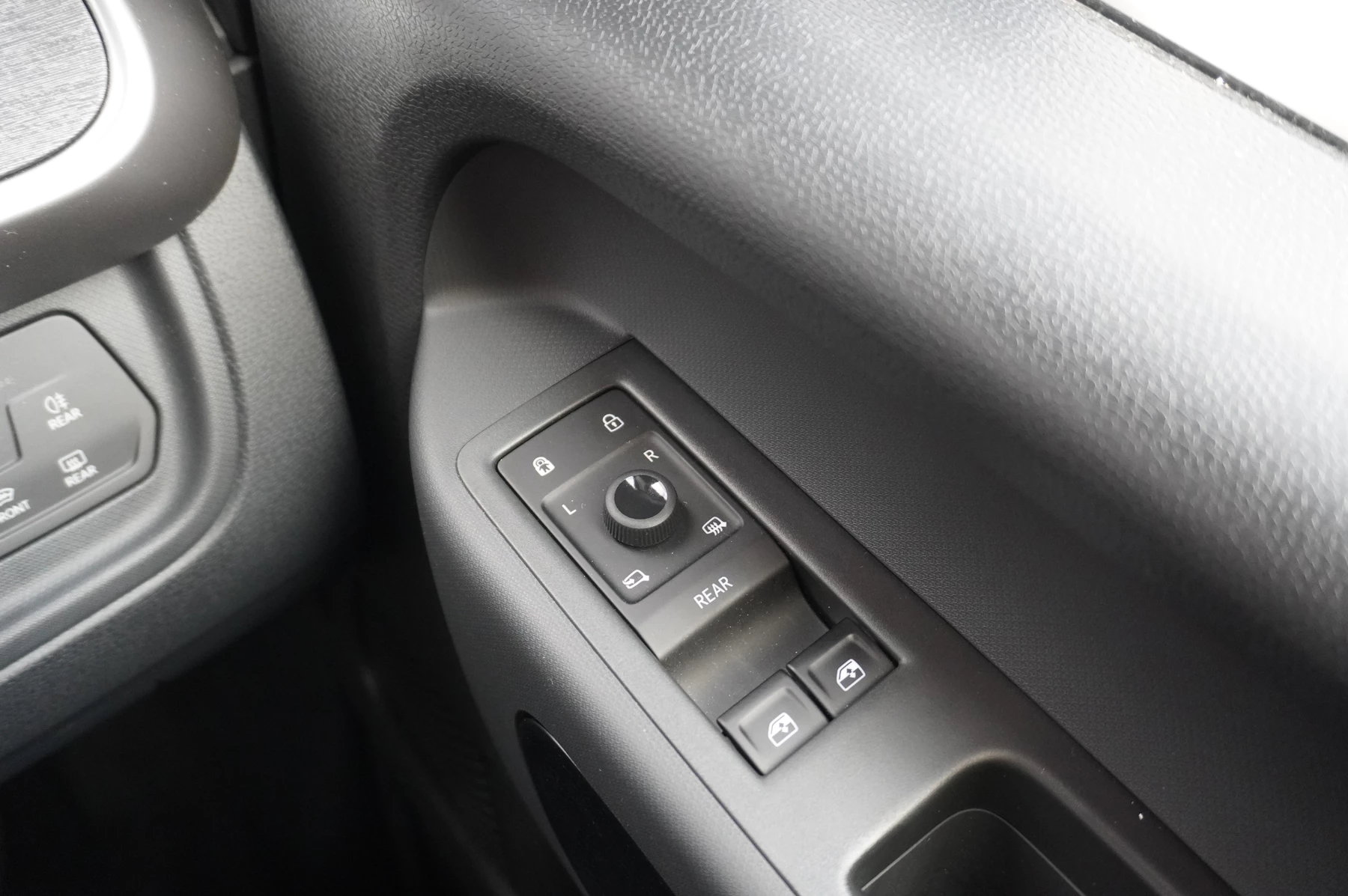 Volkswagen-ID. Buzz-image-39