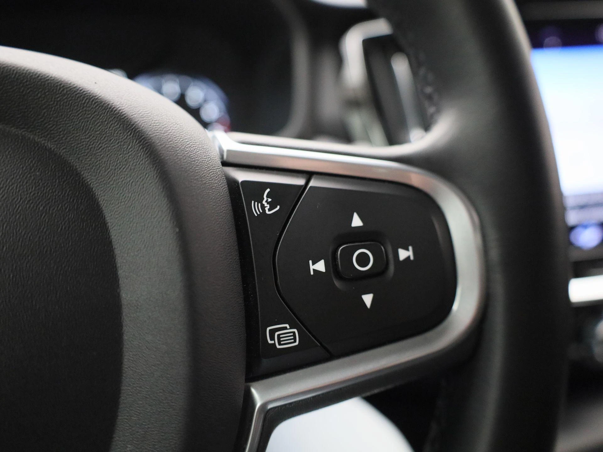 Volvo-V60-image-19