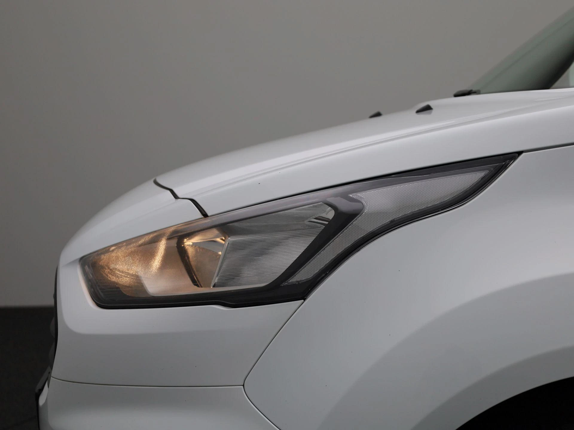 Ford-Transit Connect-image-19
