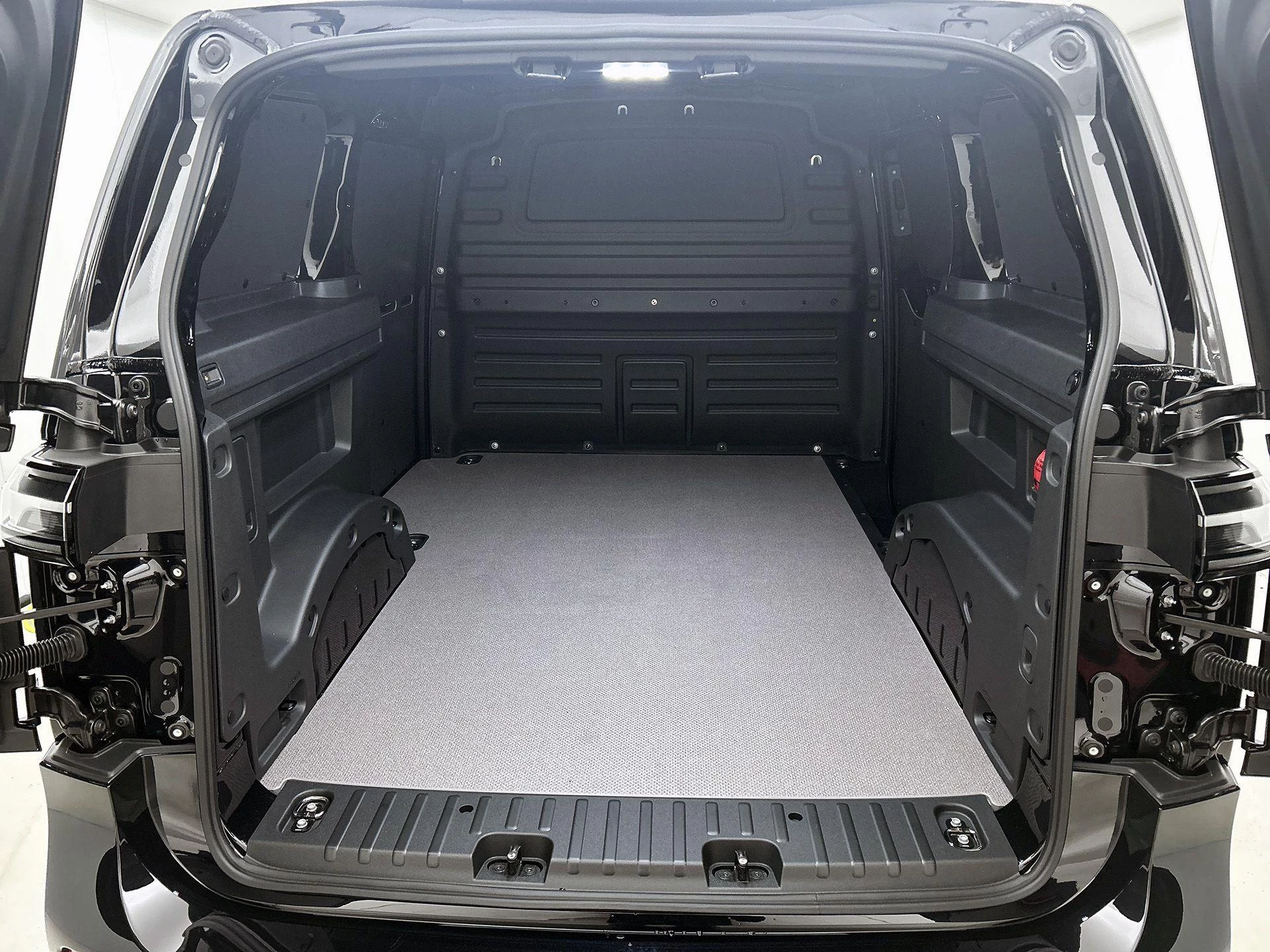 Volkswagen-ID. Buzz Cargo-image-21