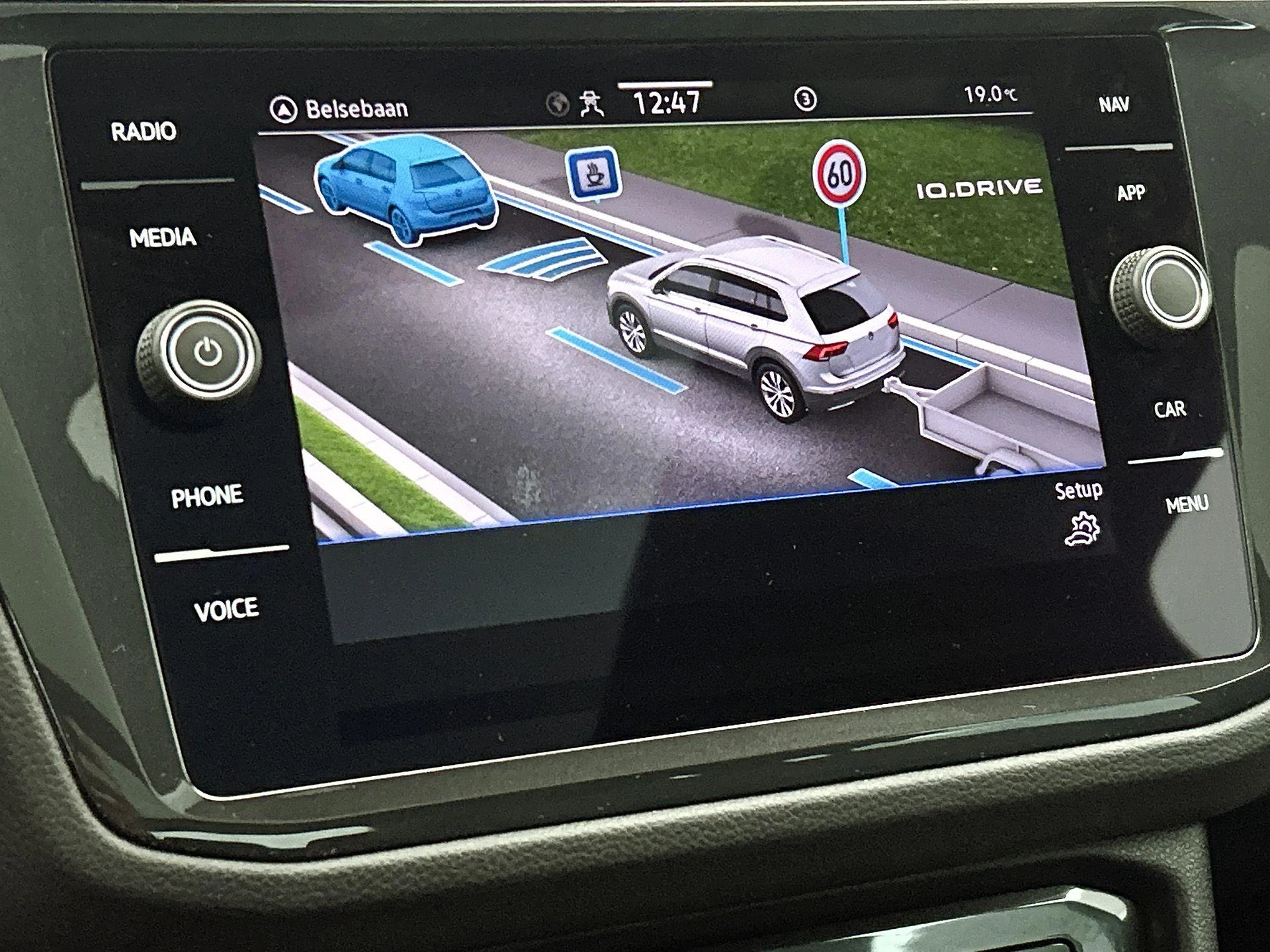 Volkswagen-Tiguan-image-11