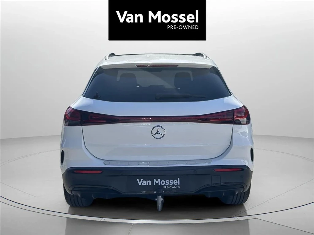 Mercedes-Benz-EQA-image-5