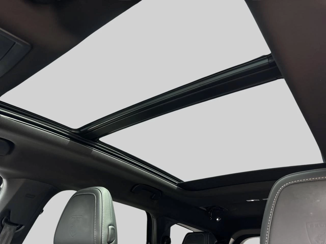 Peugeot 5008 1.2 HYBRID 136 e-DSC6 Allure