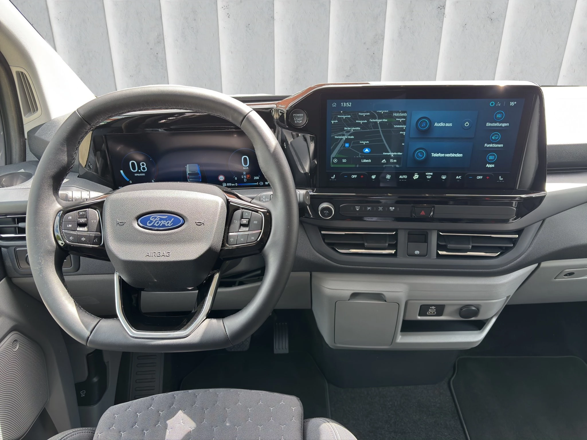 Ford Tourneo Custom Titanium 2.0 EB 320 L1 Aut. *Tourneo 0% Aktion bis zum 31.03.2026 EZ*